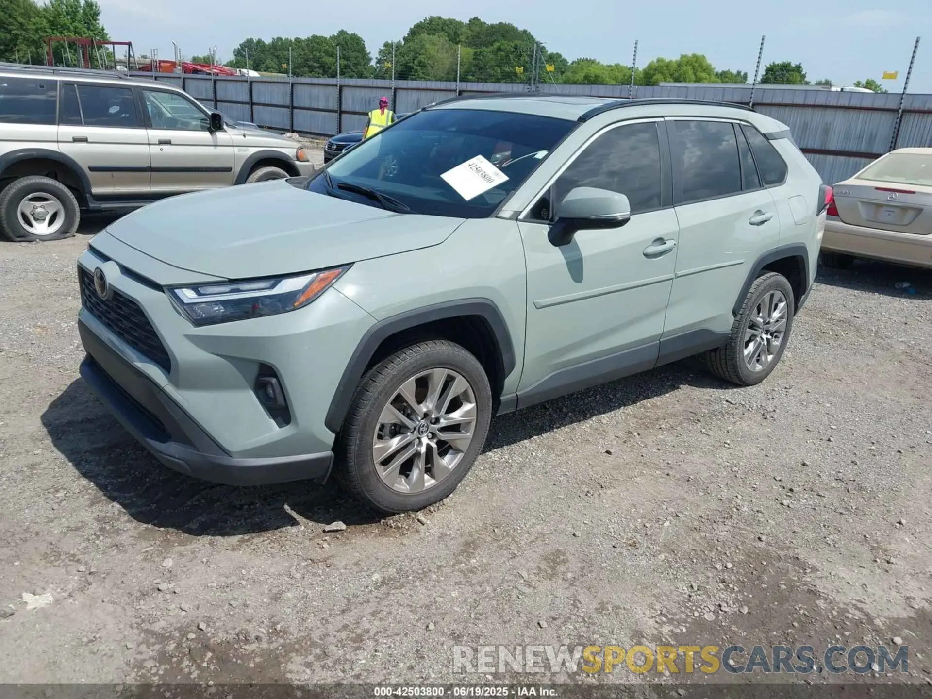 2 Photograph of a damaged car JTMC1RFV6ND087811 TOYOTA RAV4 2022