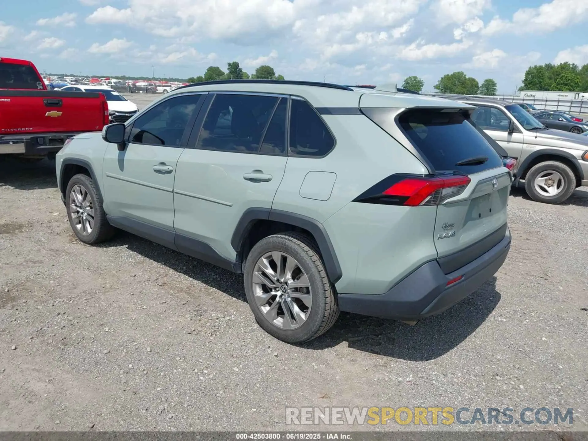3 Photograph of a damaged car JTMC1RFV6ND087811 TOYOTA RAV4 2022