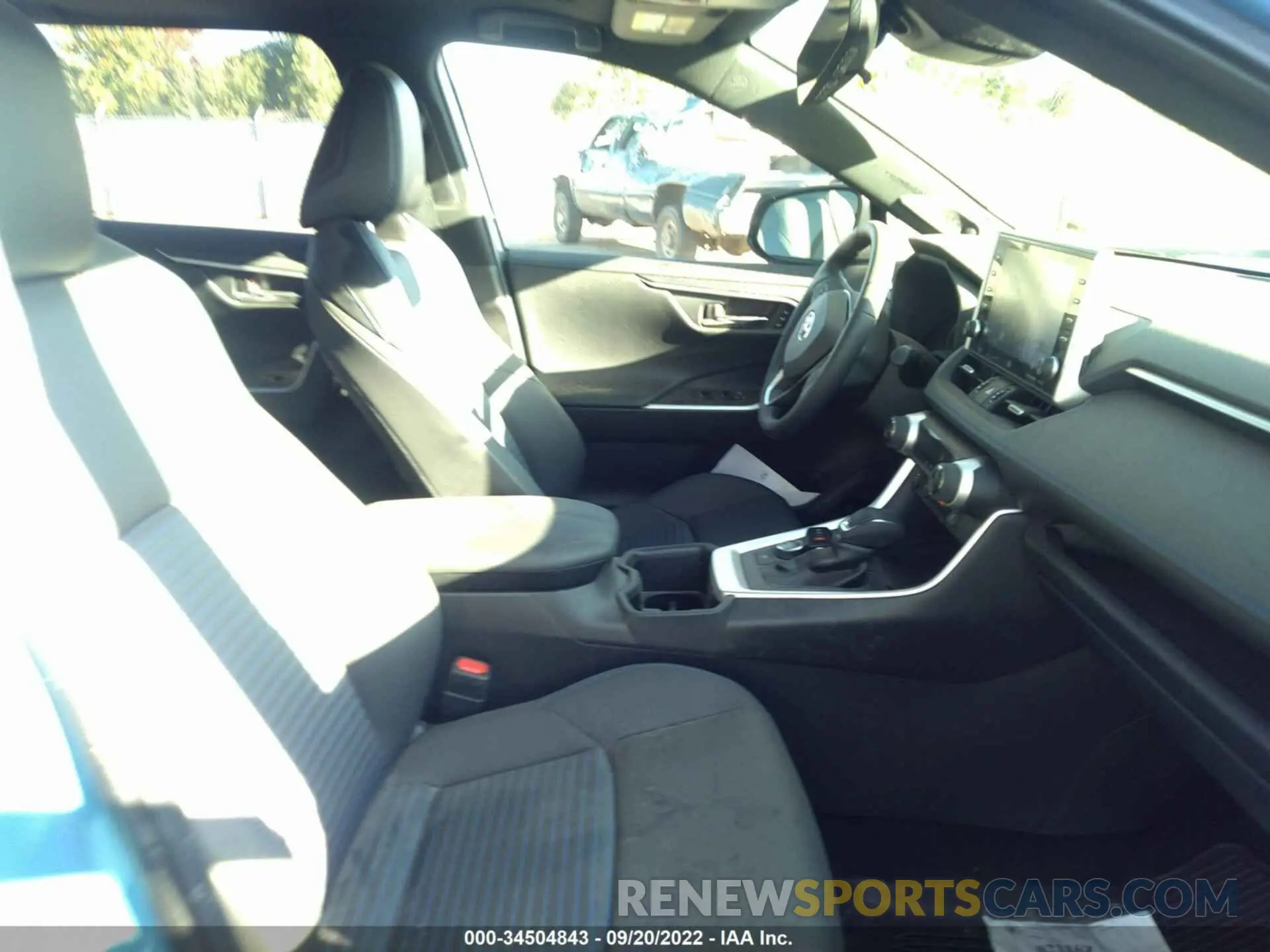 5 Фотография поврежденного автомобиля JTME6RFV0ND528682 TOYOTA RAV4 2022