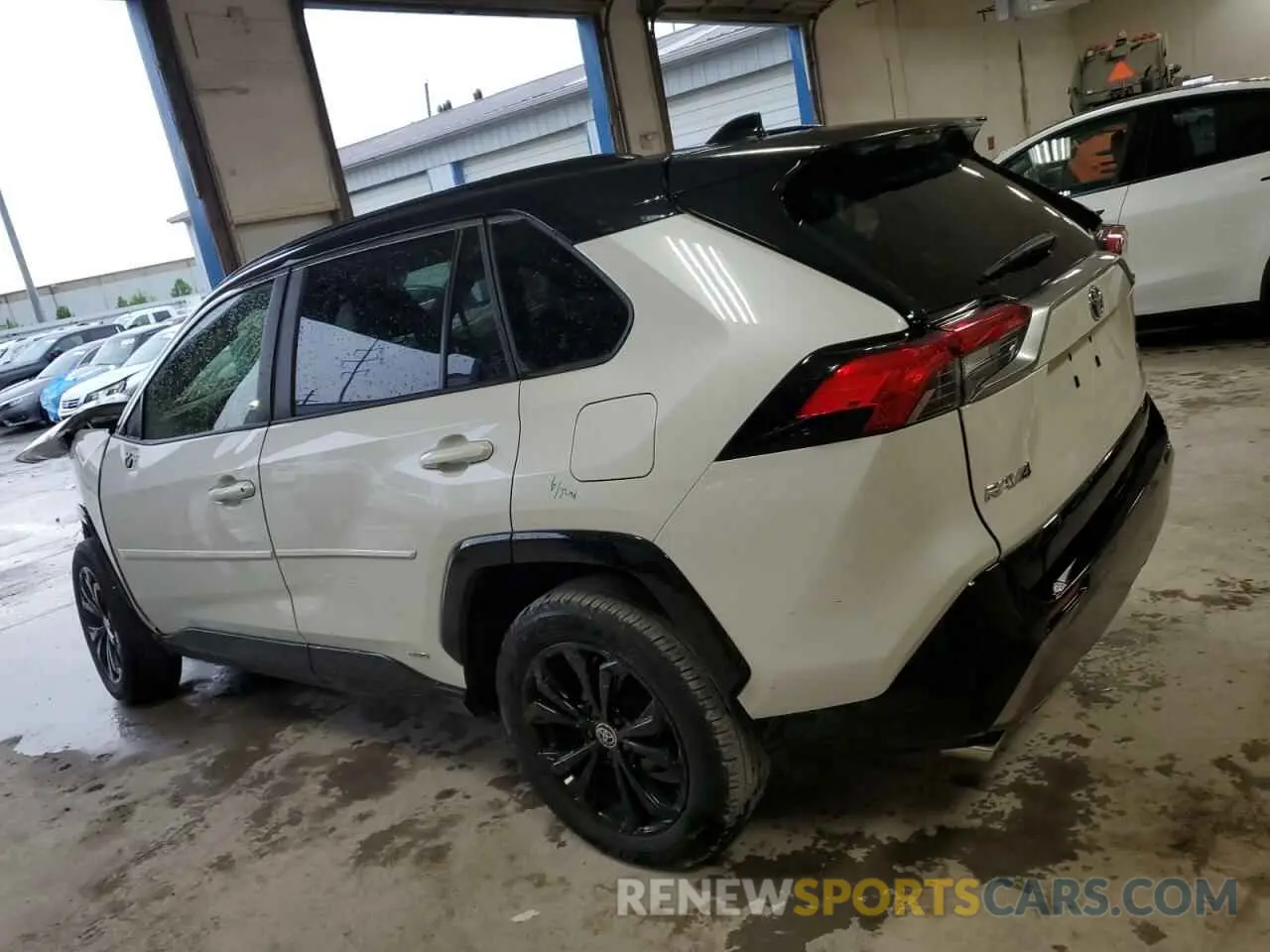 2 Photograph of a damaged car JTME6RFV5ND535501 TOYOTA RAV4 2022