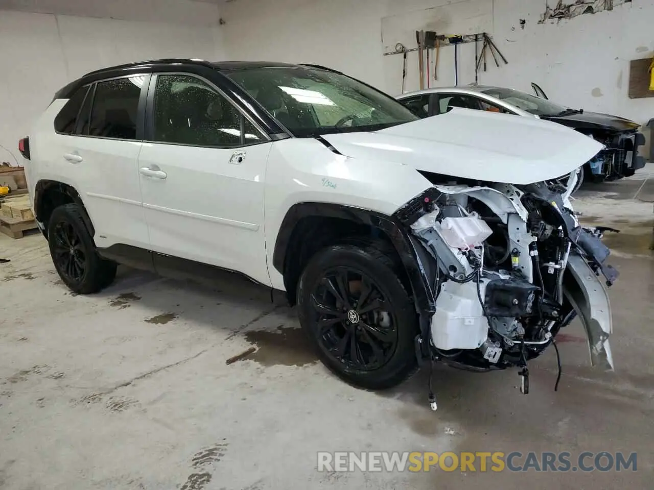 4 Photograph of a damaged car JTME6RFV5ND535501 TOYOTA RAV4 2022