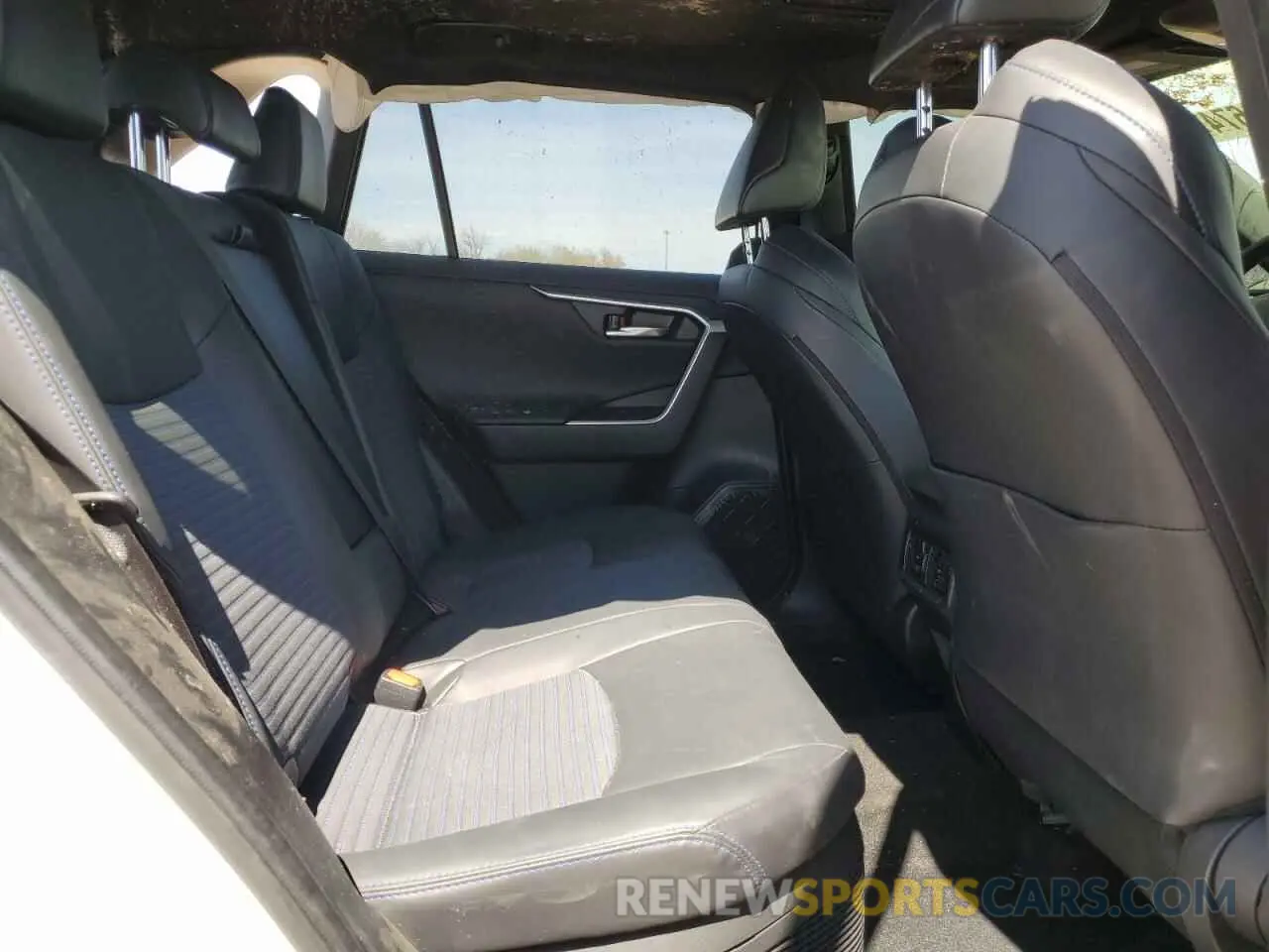 10 Фотография поврежденного автомобиля JTME6RFV7NJ023580 TOYOTA RAV4 2022