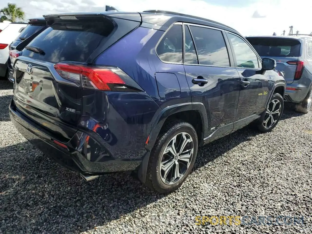 3 Photograph of a damaged car JTMEB3FV0ND079819 TOYOTA RAV4 2022