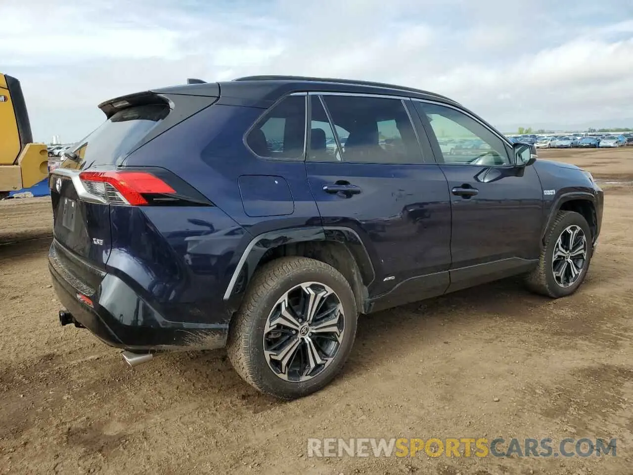3 Photograph of a damaged car JTMEB3FV4ND075966 TOYOTA RAV4 2022