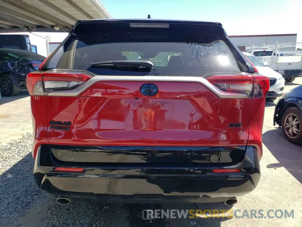 6 Photograph of a damaged car JTMEB3FV9ND108878 TOYOTA RAV4 2022