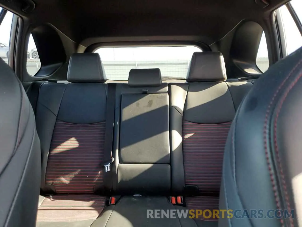 10 Фотография поврежденного автомобиля JTMEB3FVXND104547 TOYOTA RAV4 2022