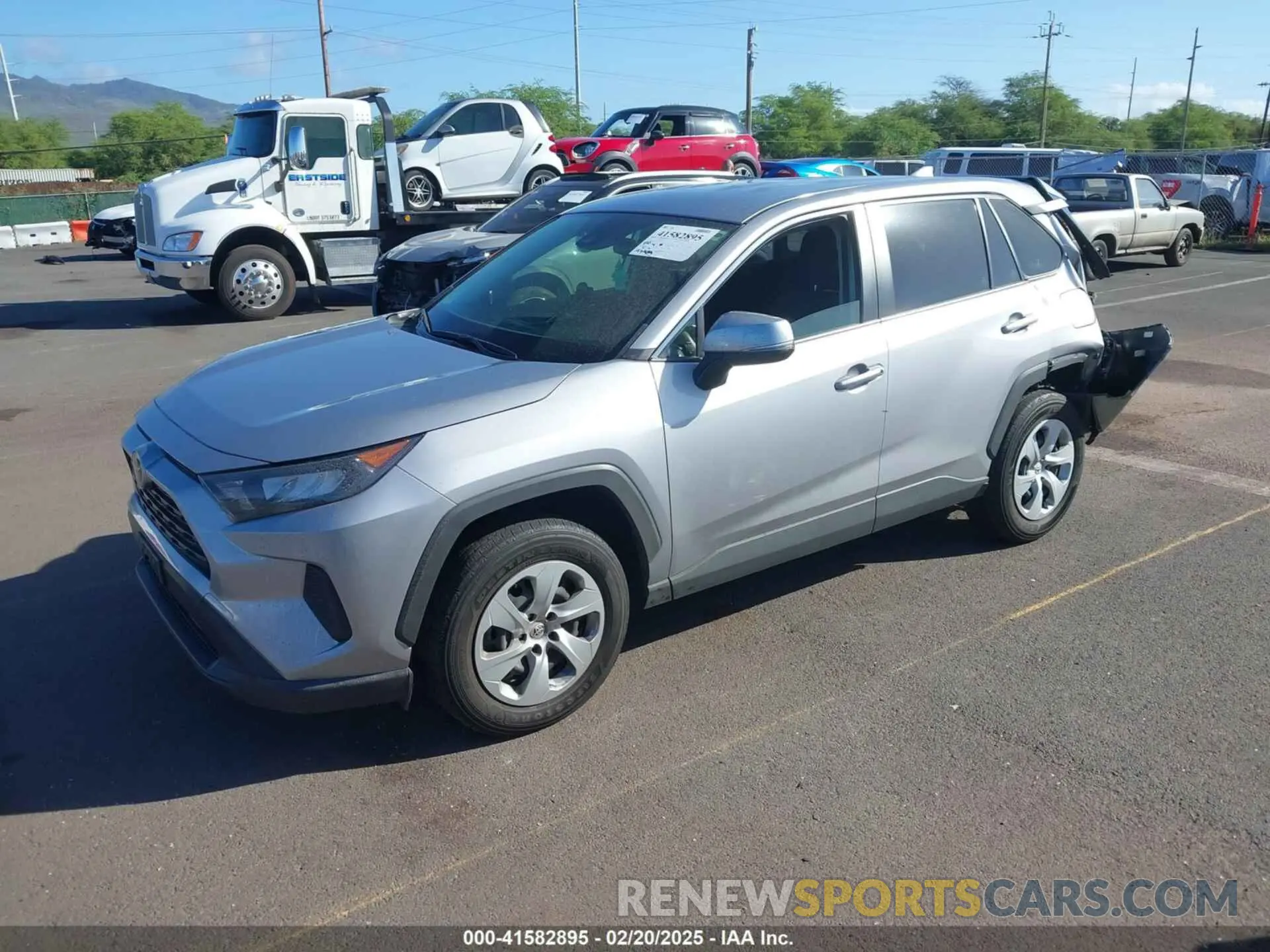 2 Фотография поврежденного автомобиля JTMG1RFV3ND085130 TOYOTA RAV4 2022