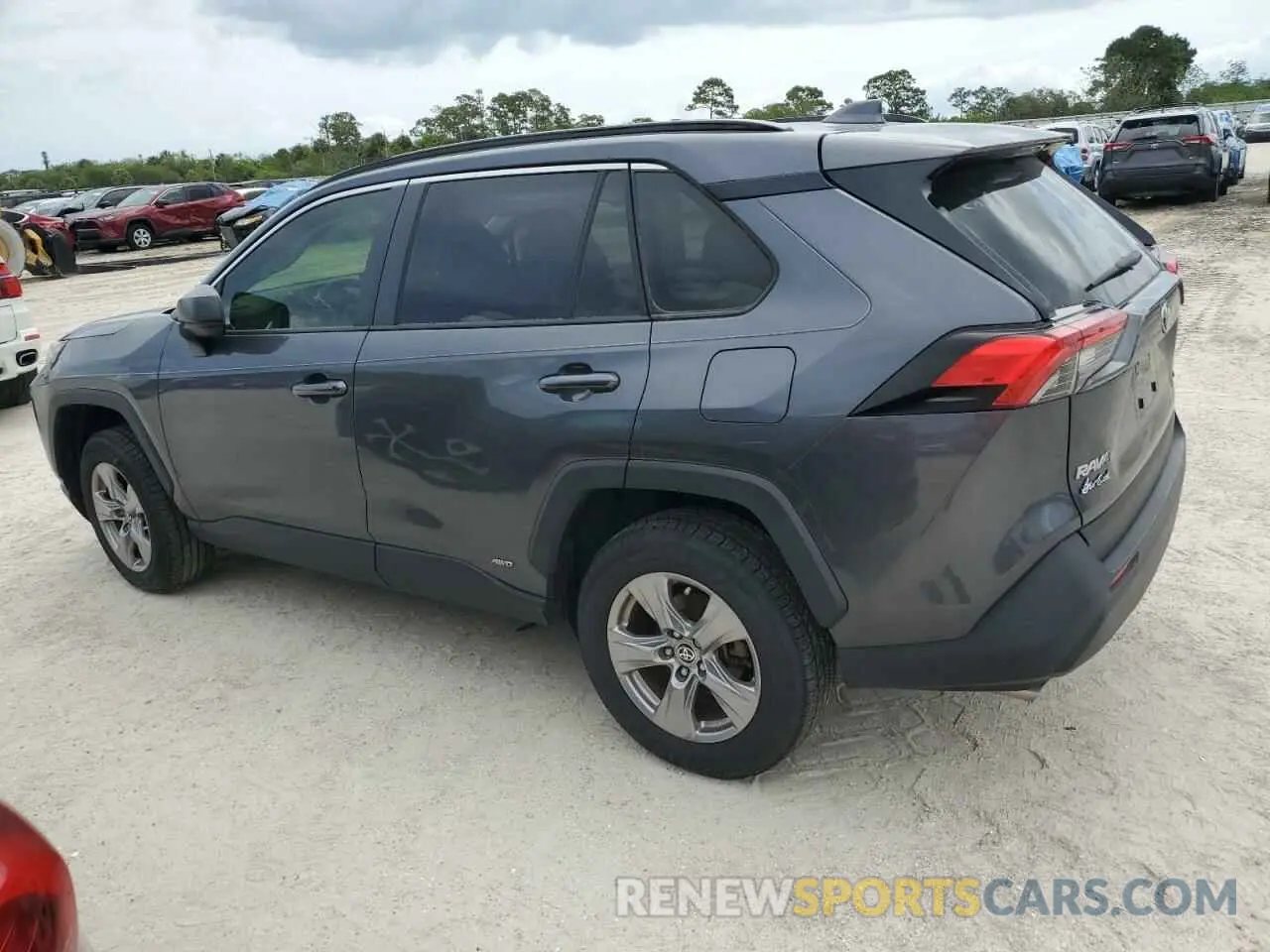 2 Photograph of a damaged car JTMLWRFV0ND141525 TOYOTA RAV4 2022