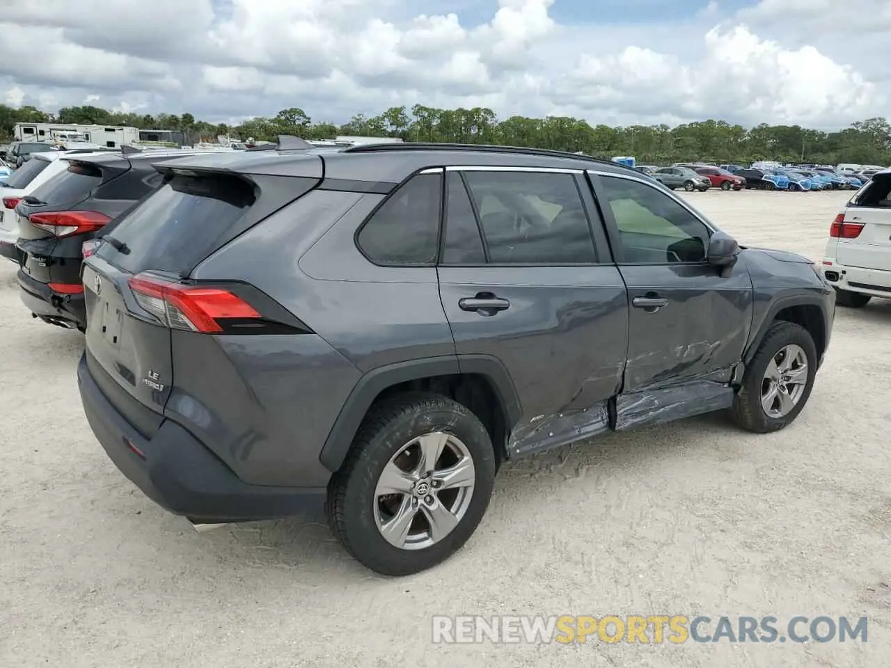 3 Photograph of a damaged car JTMLWRFV0ND141525 TOYOTA RAV4 2022