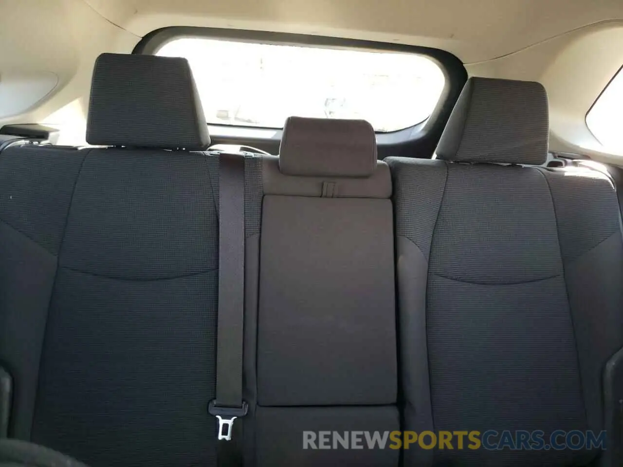 10 Фотография поврежденного автомобиля JTMLWRFV3ND141454 TOYOTA RAV4 2022