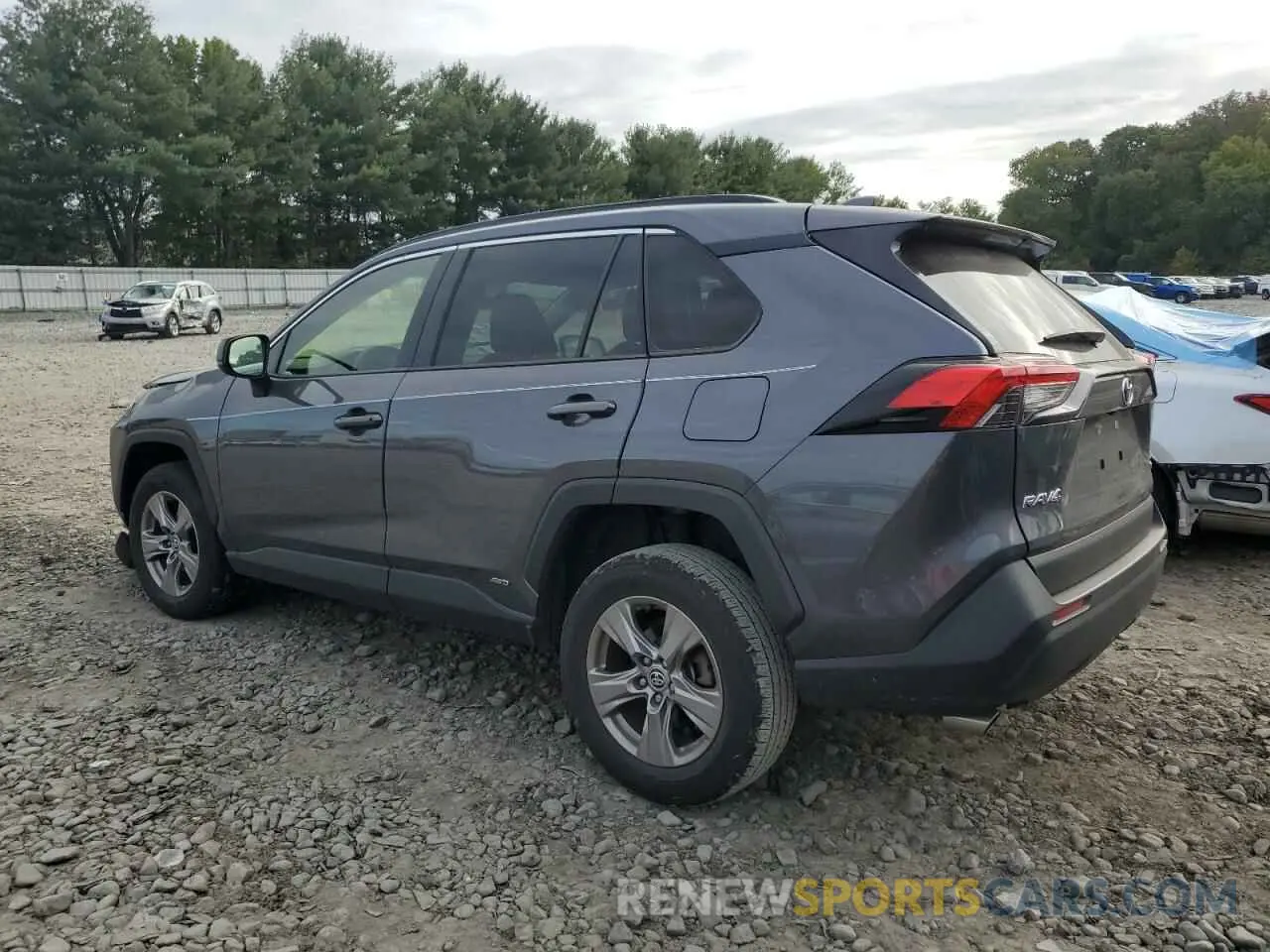 2 Photograph of a damaged car JTMLWRFV8ND158086 TOYOTA RAV4 2022