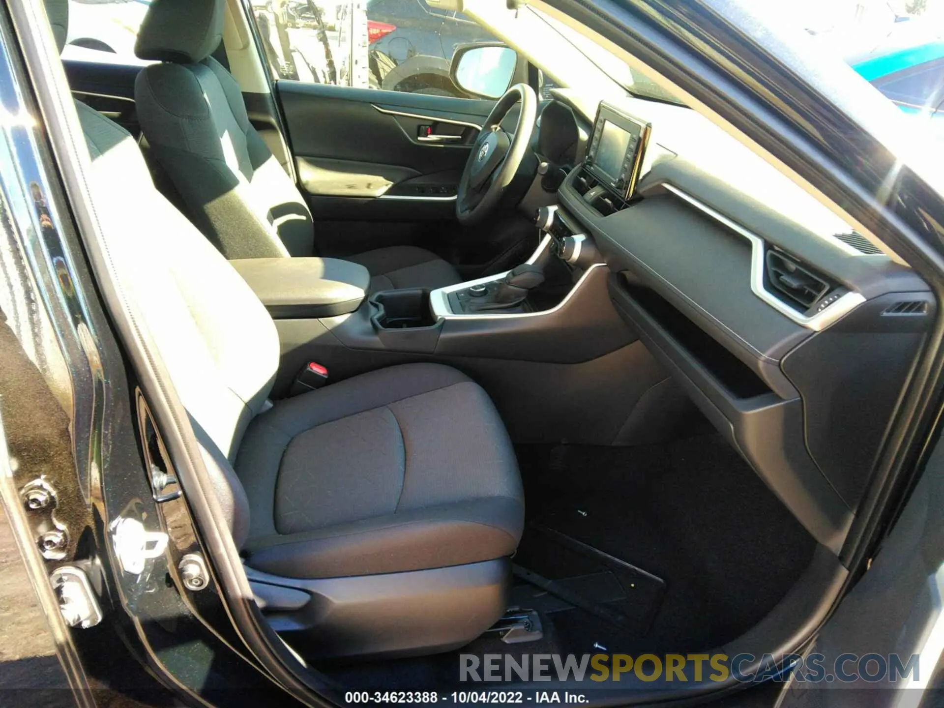 5 Фотография поврежденного автомобиля JTMRWRFV1ND154553 TOYOTA RAV4 2022