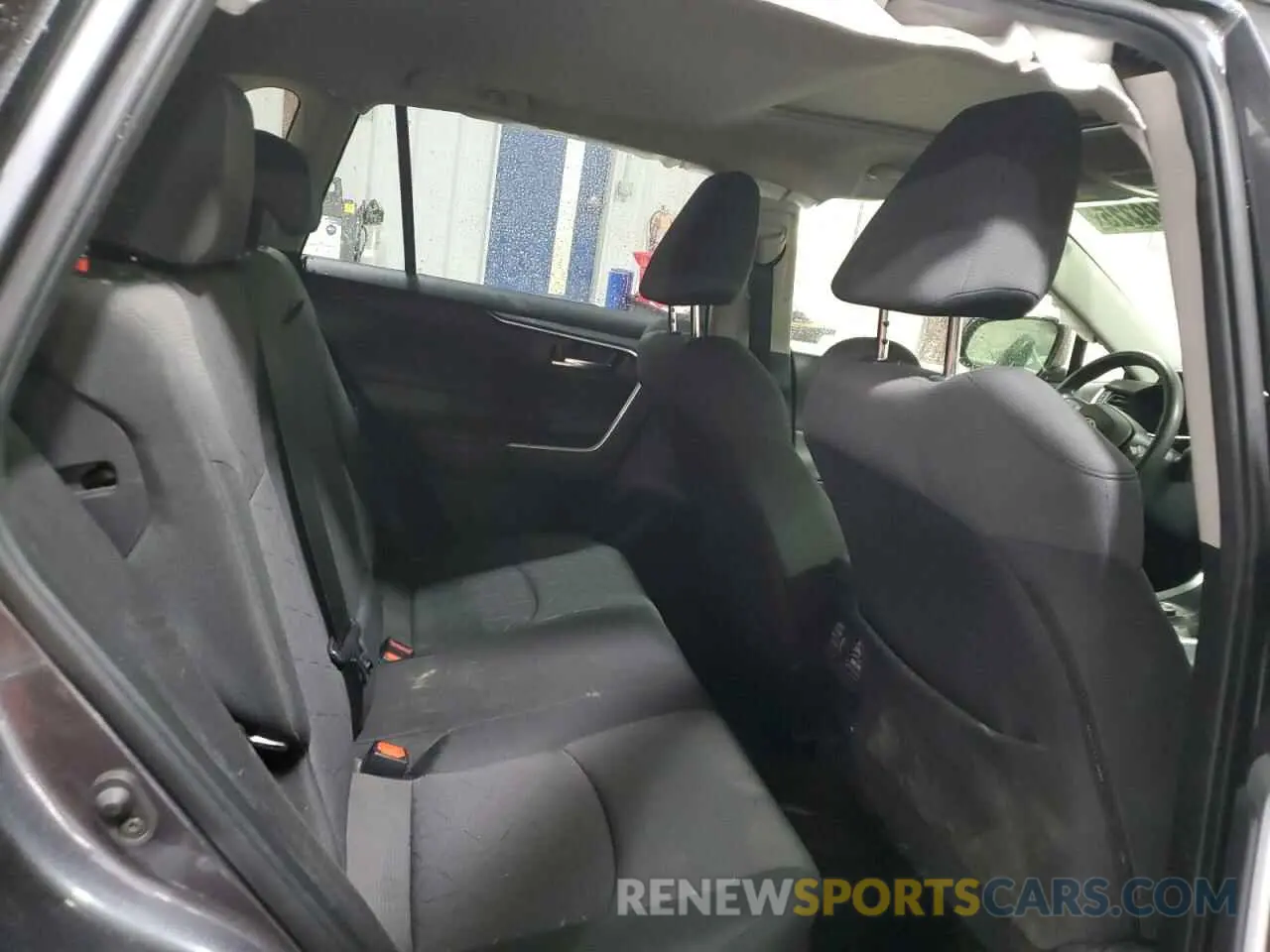 11 Photograph of a damaged car JTMRWRFV1ND567962 TOYOTA RAV4 2022