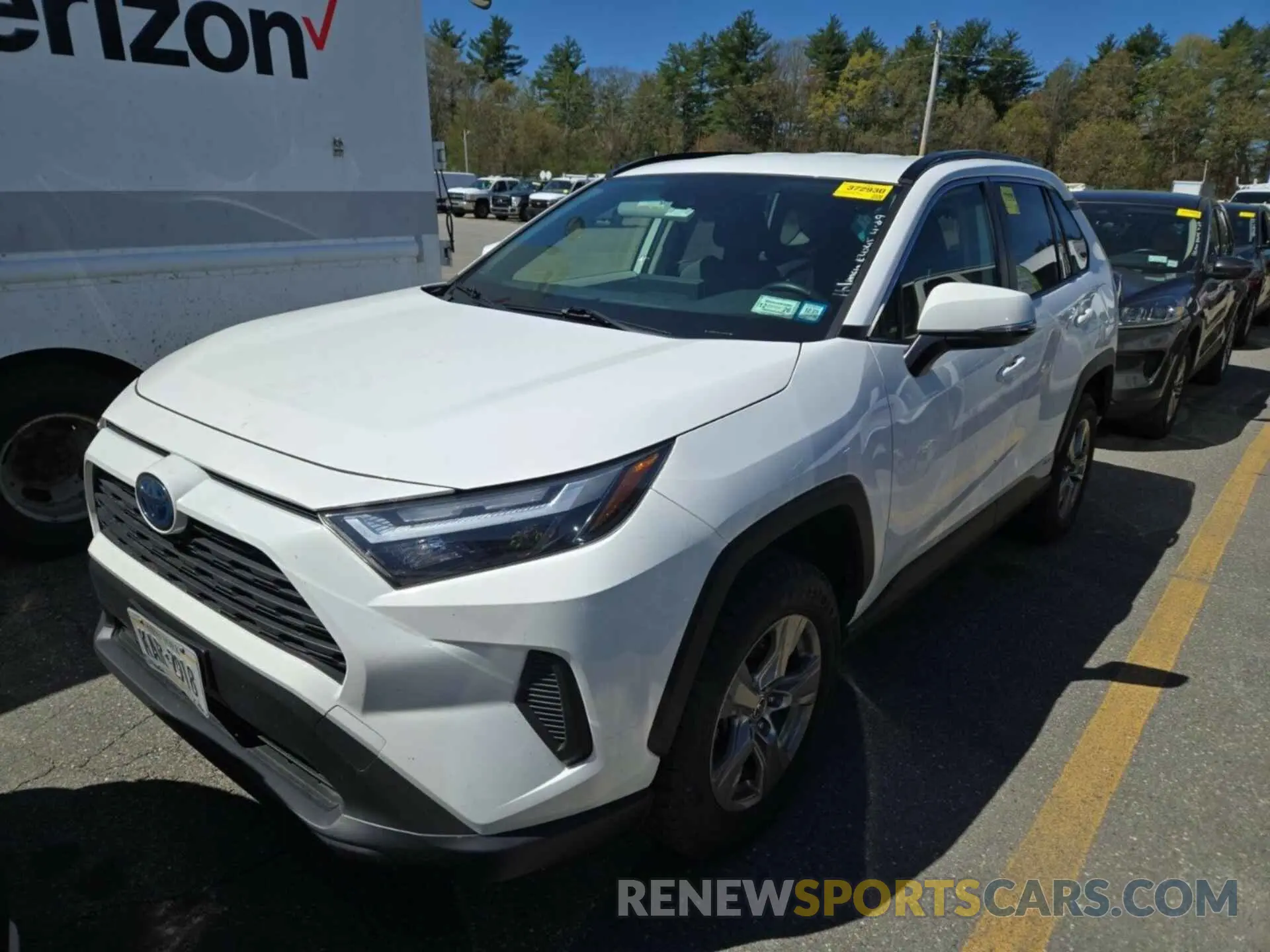4 Photograph of a damaged car JTMRWRFV4ND164509 TOYOTA RAV4 2022