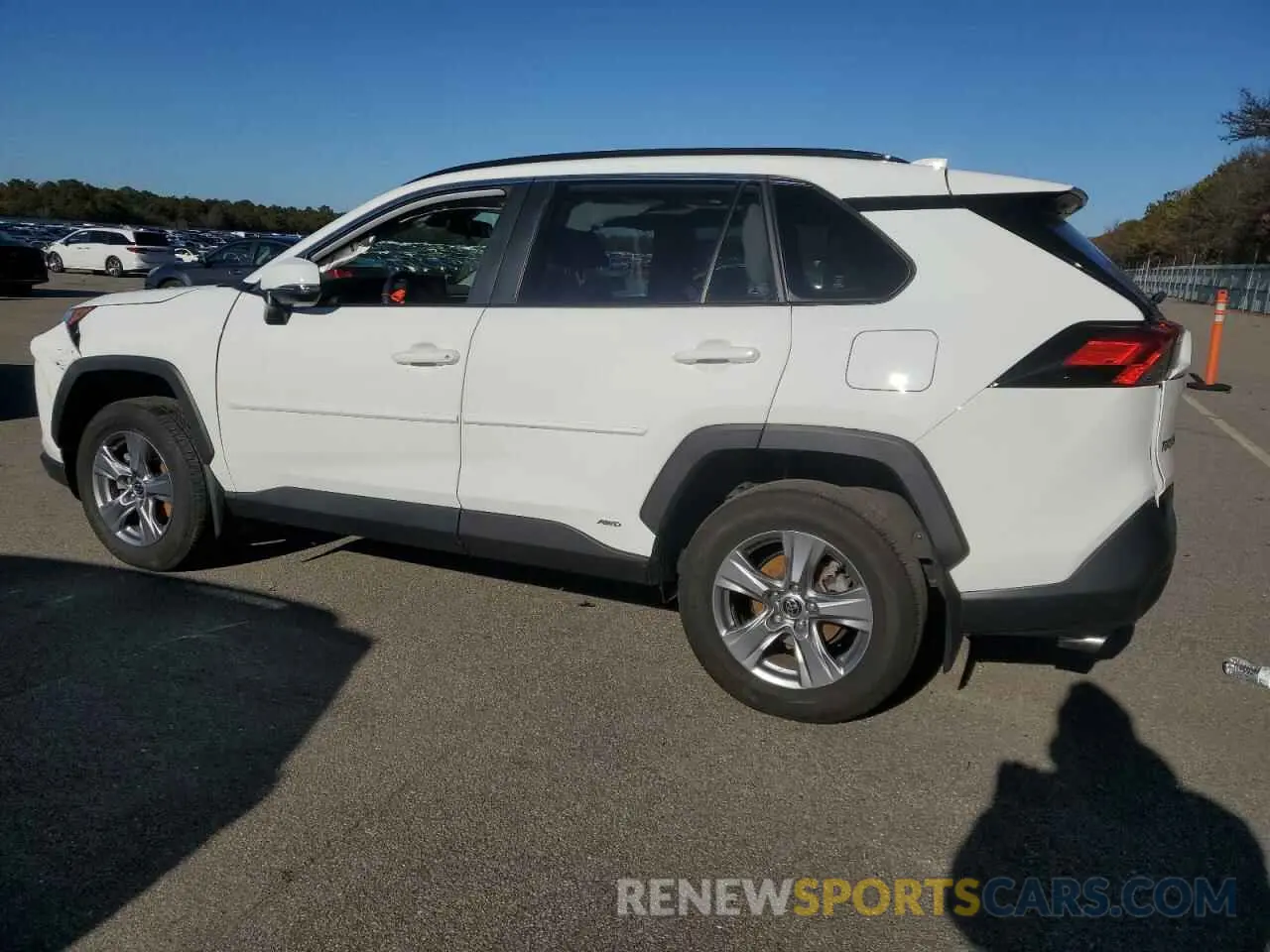2 Фотография поврежденного автомобиля JTMRWRFV6ND146254 TOYOTA RAV4 2022