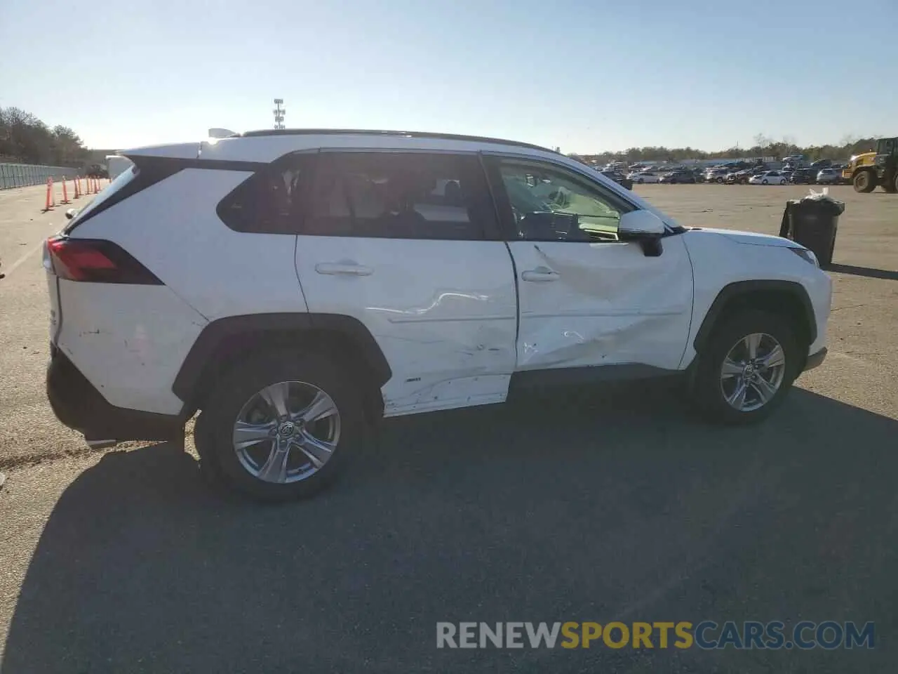 3 Фотография поврежденного автомобиля JTMRWRFV6ND146254 TOYOTA RAV4 2022