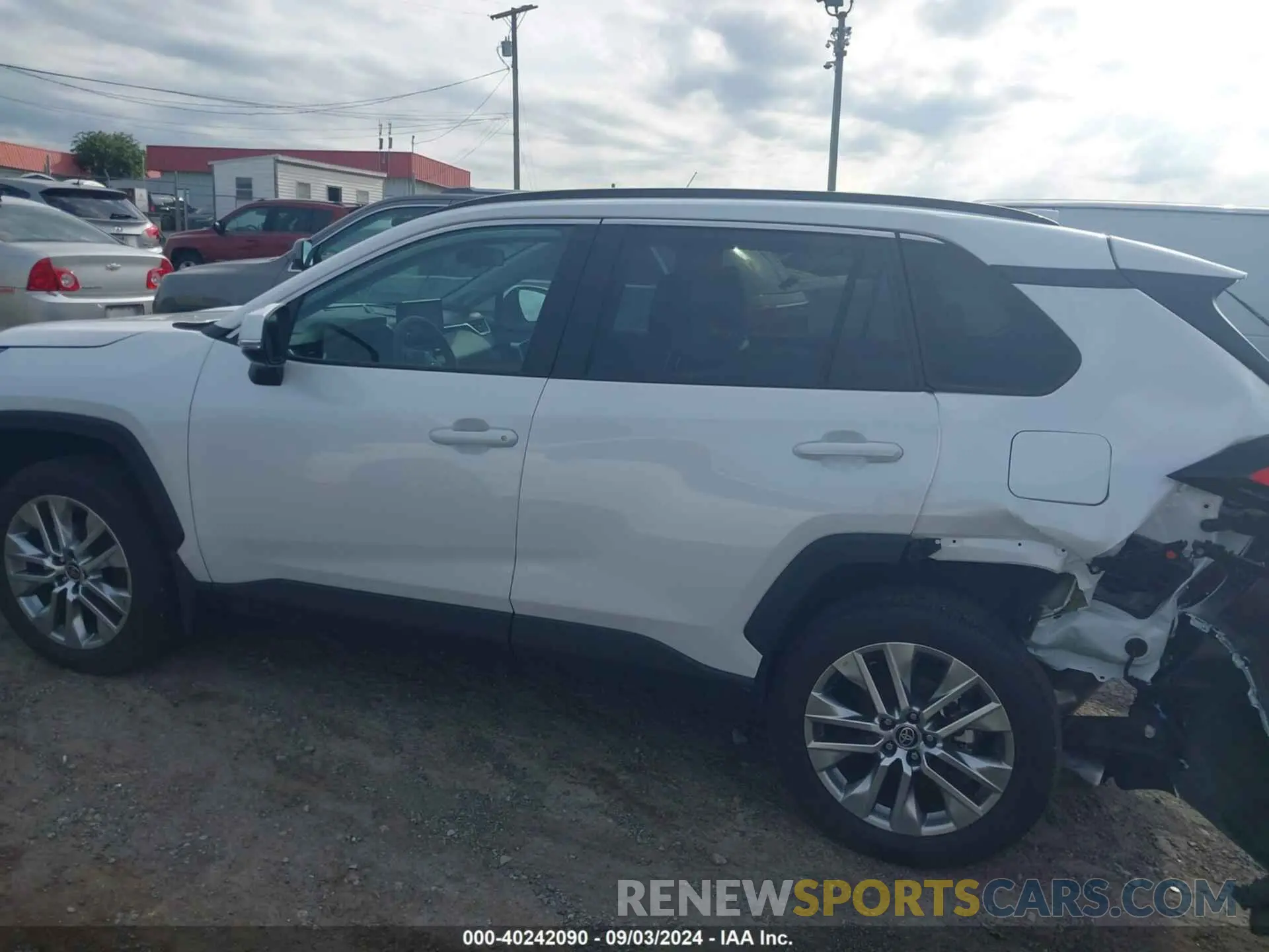 14 Photograph of a damaged car 2T3A1RFV0PW396218 TOYOTA RAV4 2023