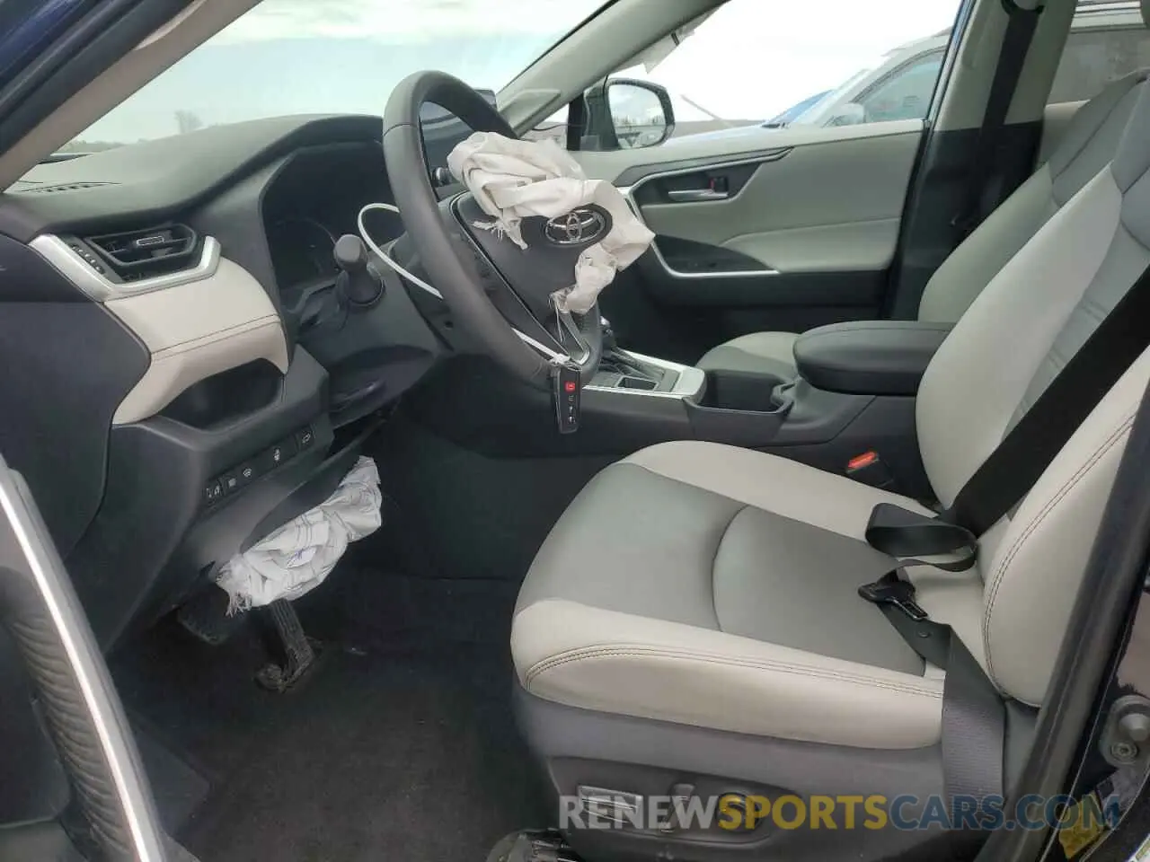 7 Photograph of a damaged car 2T3A1RFV2PW399766 TOYOTA RAV4 2023