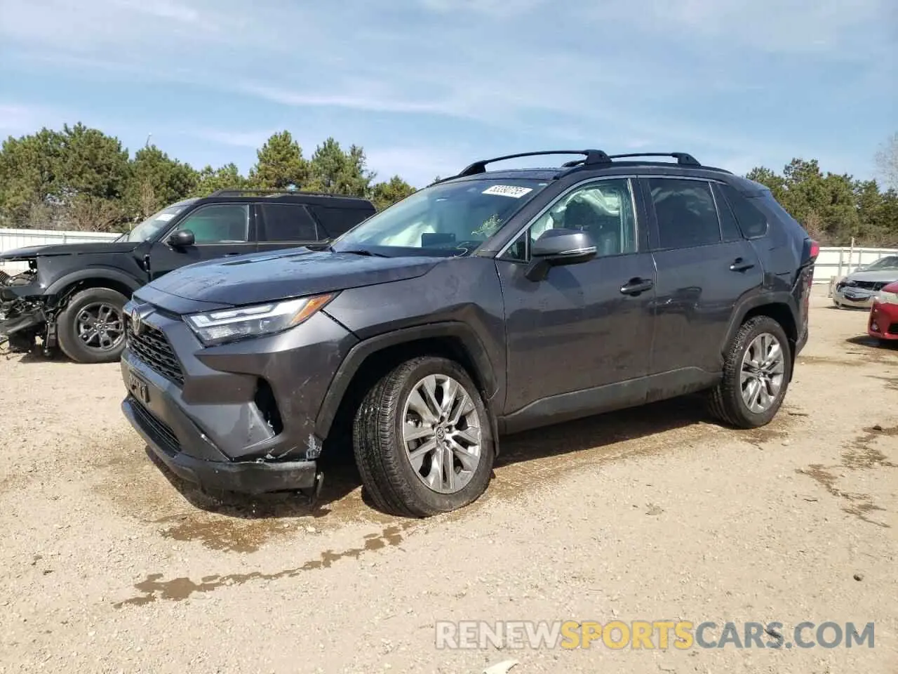 1 Photograph of a damaged car 2T3A1RFV3PC346205 TOYOTA RAV4 2023