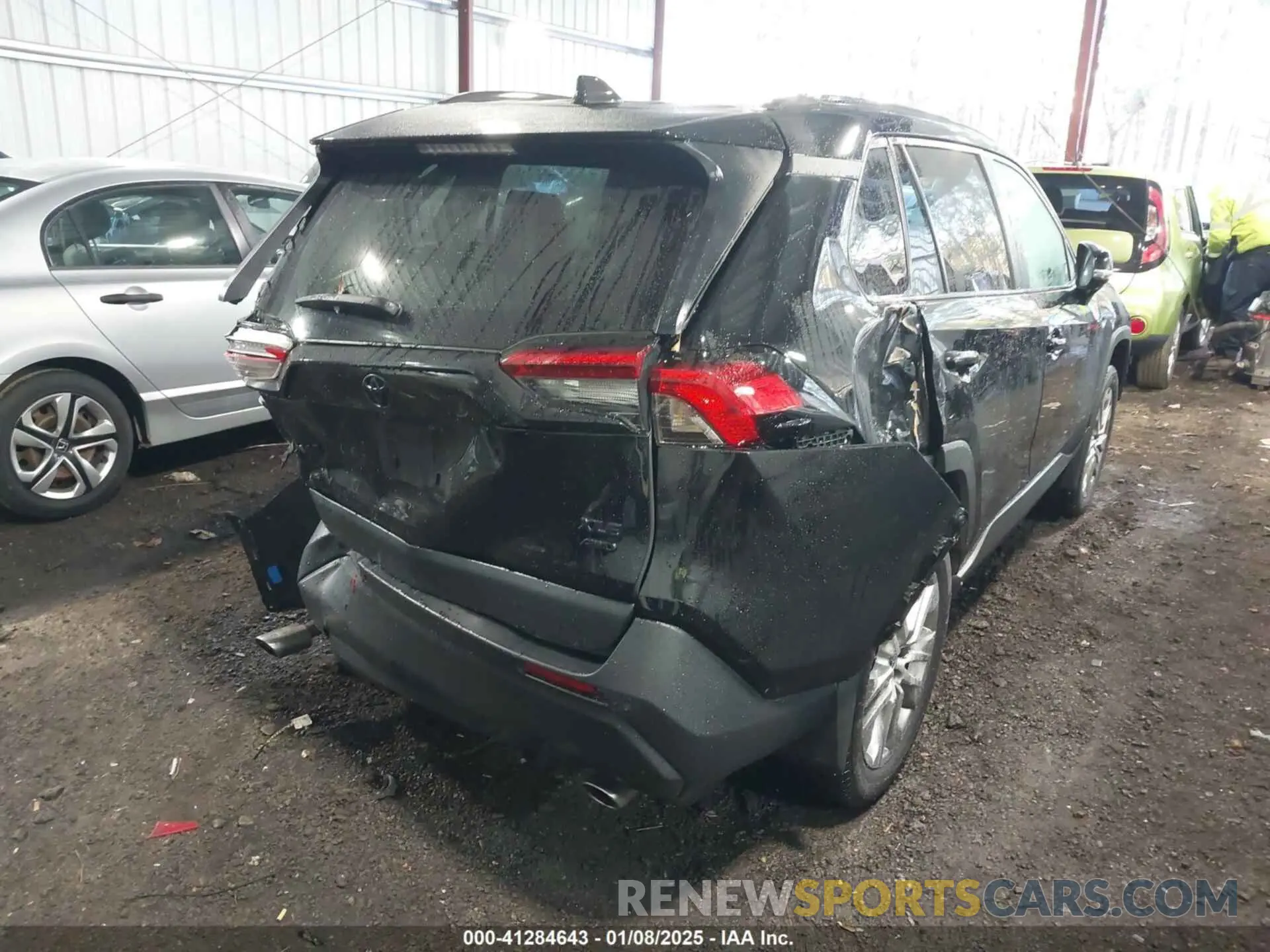 4 Photograph of a damaged car 2T3A1RFV4PC386406 TOYOTA RAV4 2023