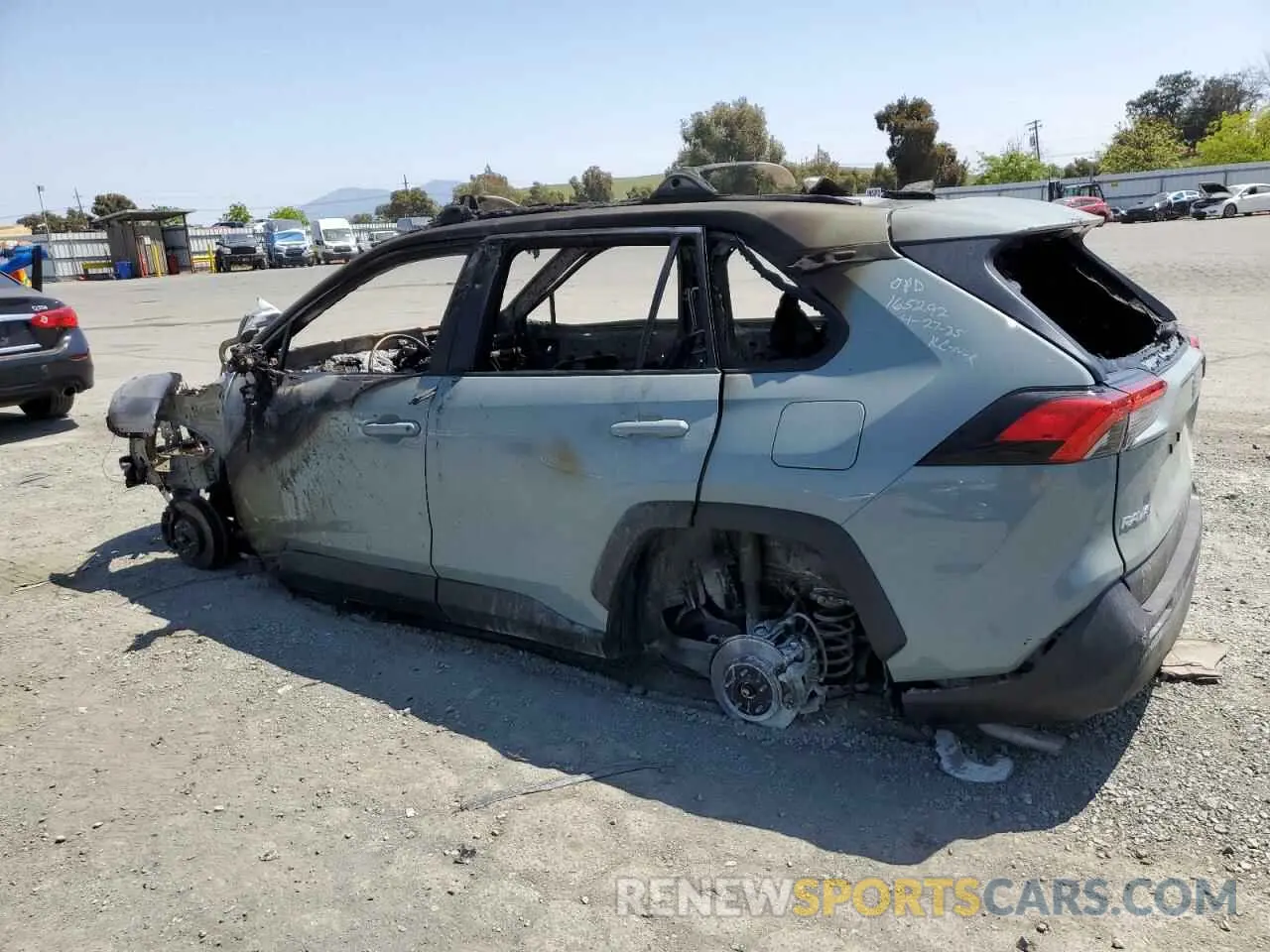 2 Photograph of a damaged car 2T3A1RFV4PW389370 TOYOTA RAV4 2023