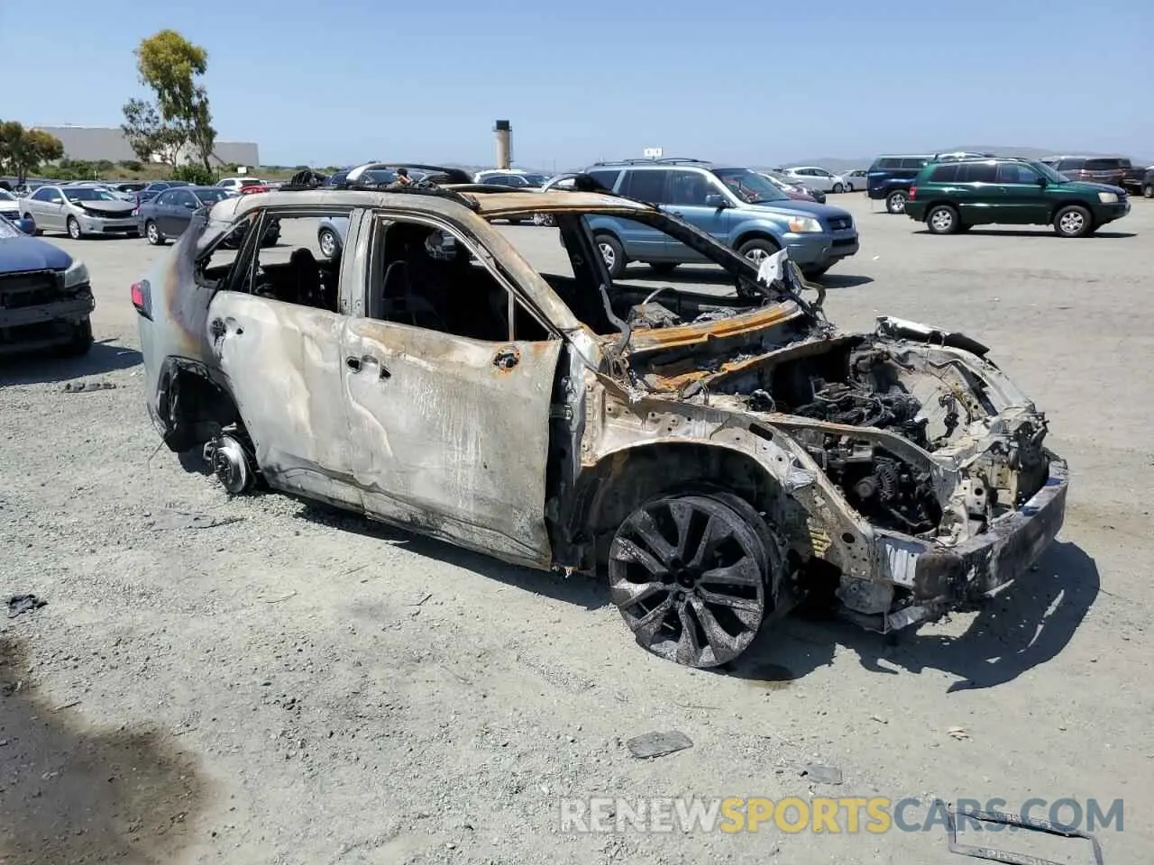 4 Photograph of a damaged car 2T3A1RFV4PW389370 TOYOTA RAV4 2023