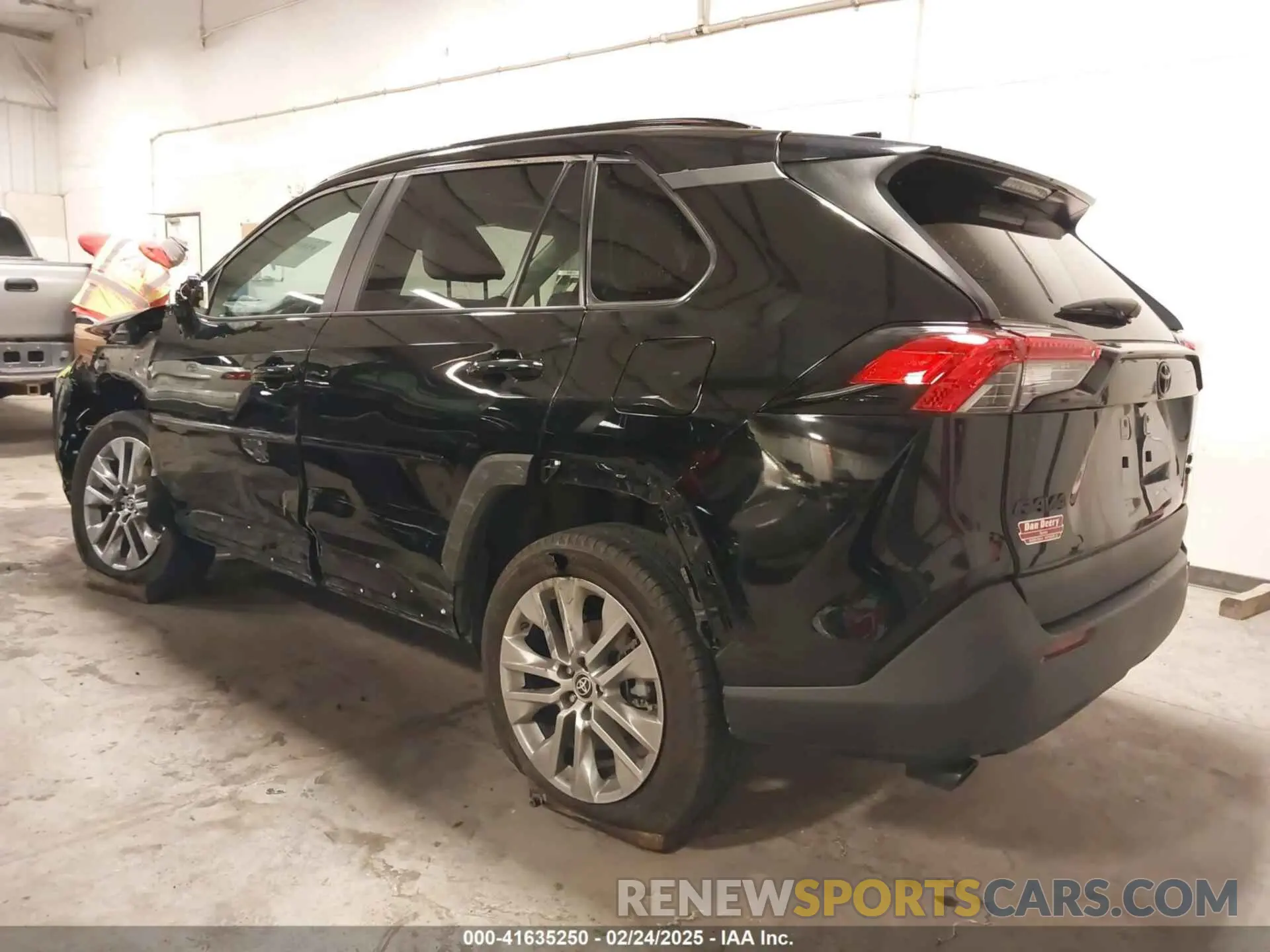 3 Photograph of a damaged car 2T3A1RFV6PC392062 TOYOTA RAV4 2023