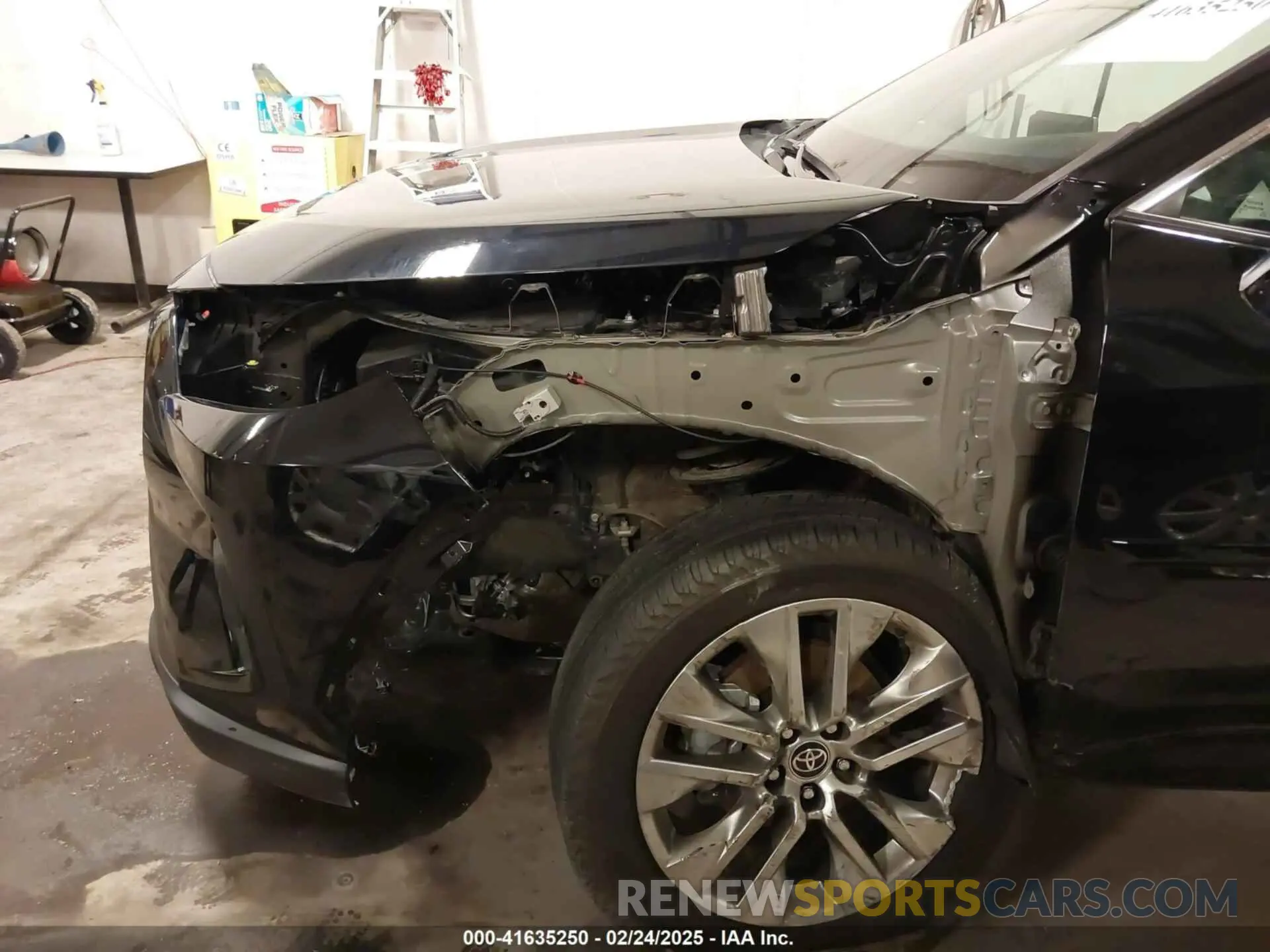 6 Photograph of a damaged car 2T3A1RFV6PC392062 TOYOTA RAV4 2023