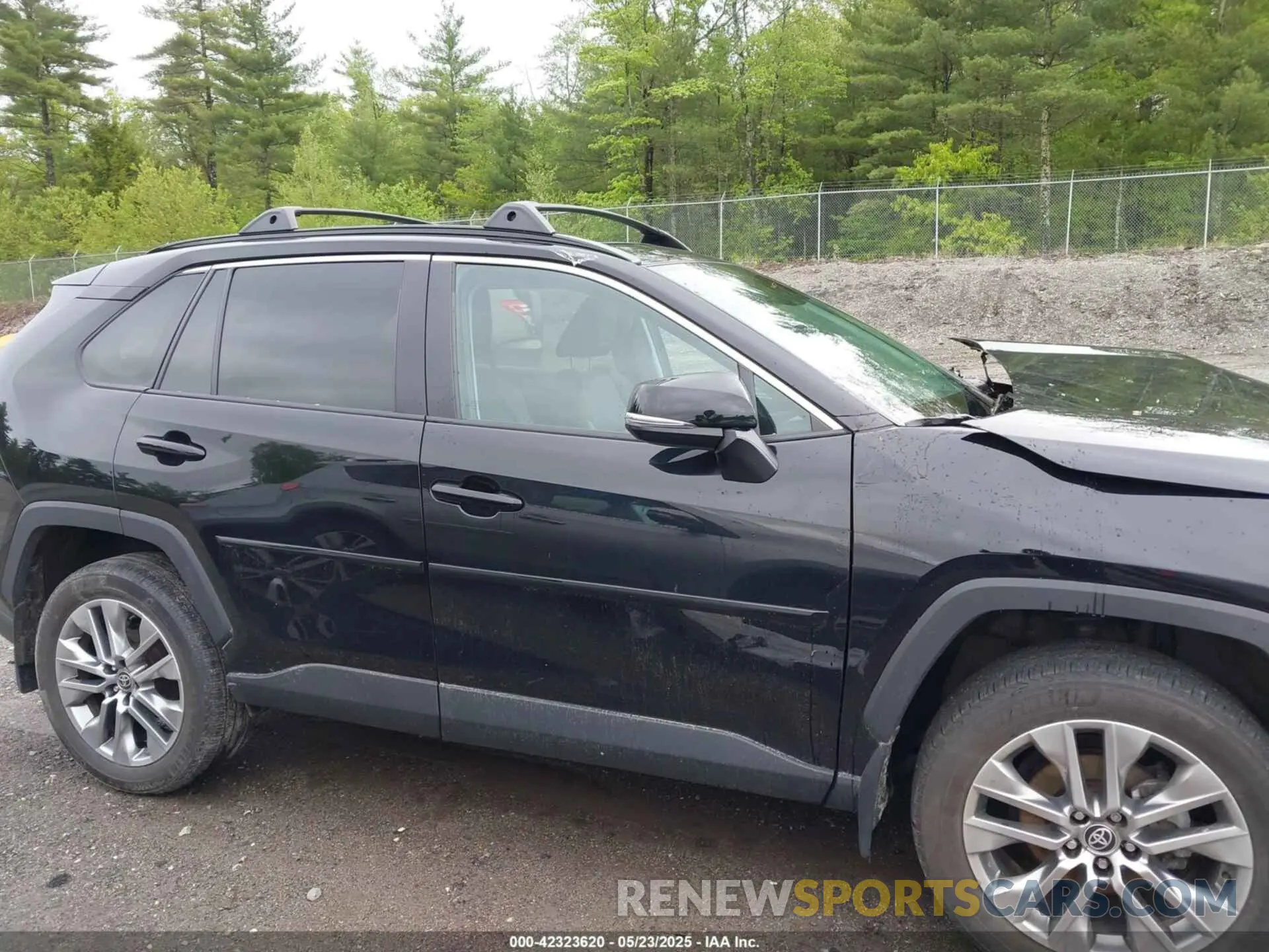 13 Photograph of a damaged car 2T3A1RFV7PC345557 TOYOTA RAV4 2023