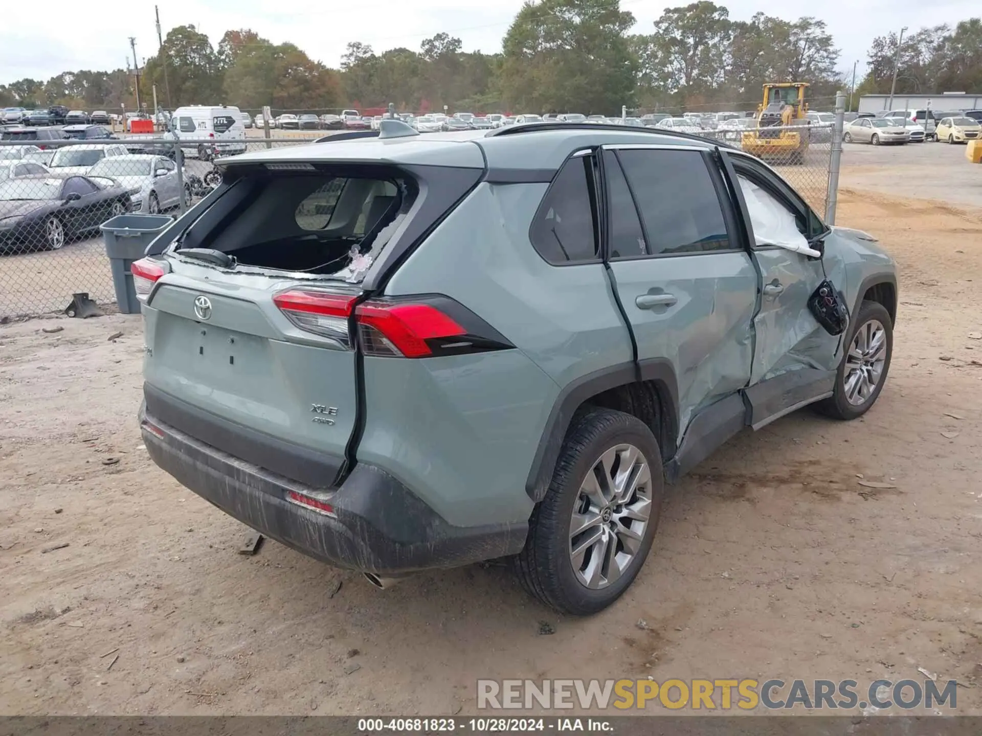 4 Photograph of a damaged car 2T3A1RFV7PW385703 TOYOTA RAV4 2023