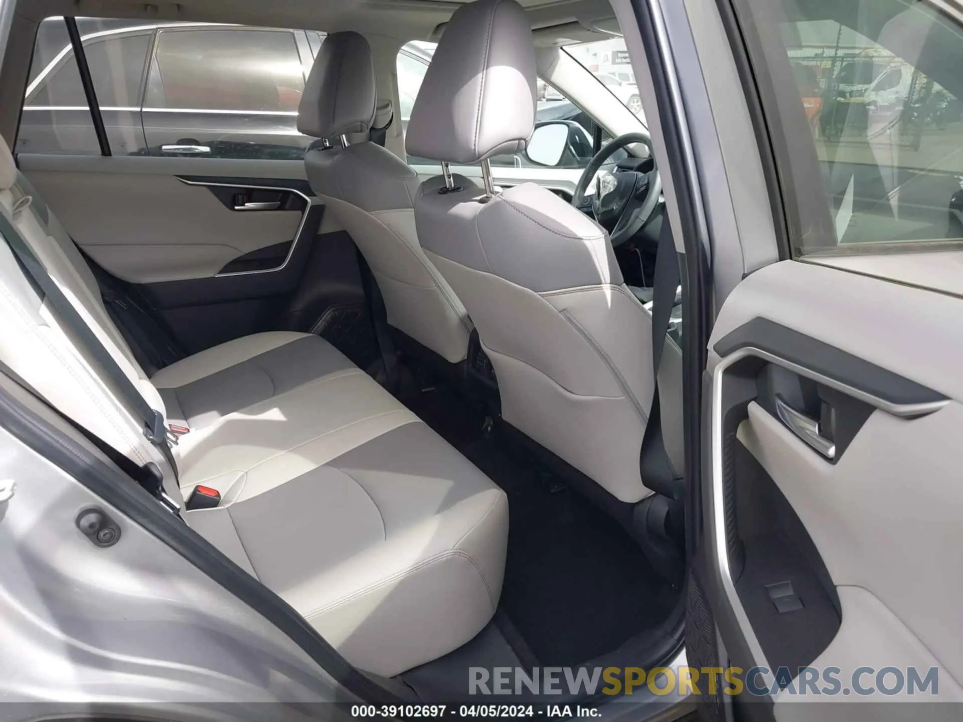 8 Фотография поврежденного автомобиля 2T3C1RFV1PC230347 TOYOTA RAV4 2023
