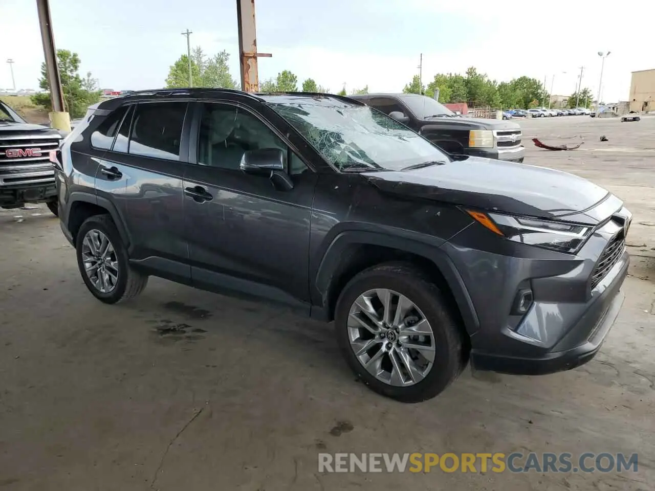 4 Photograph of a damaged car 2T3C1RFV3PC231399 TOYOTA RAV4 2023