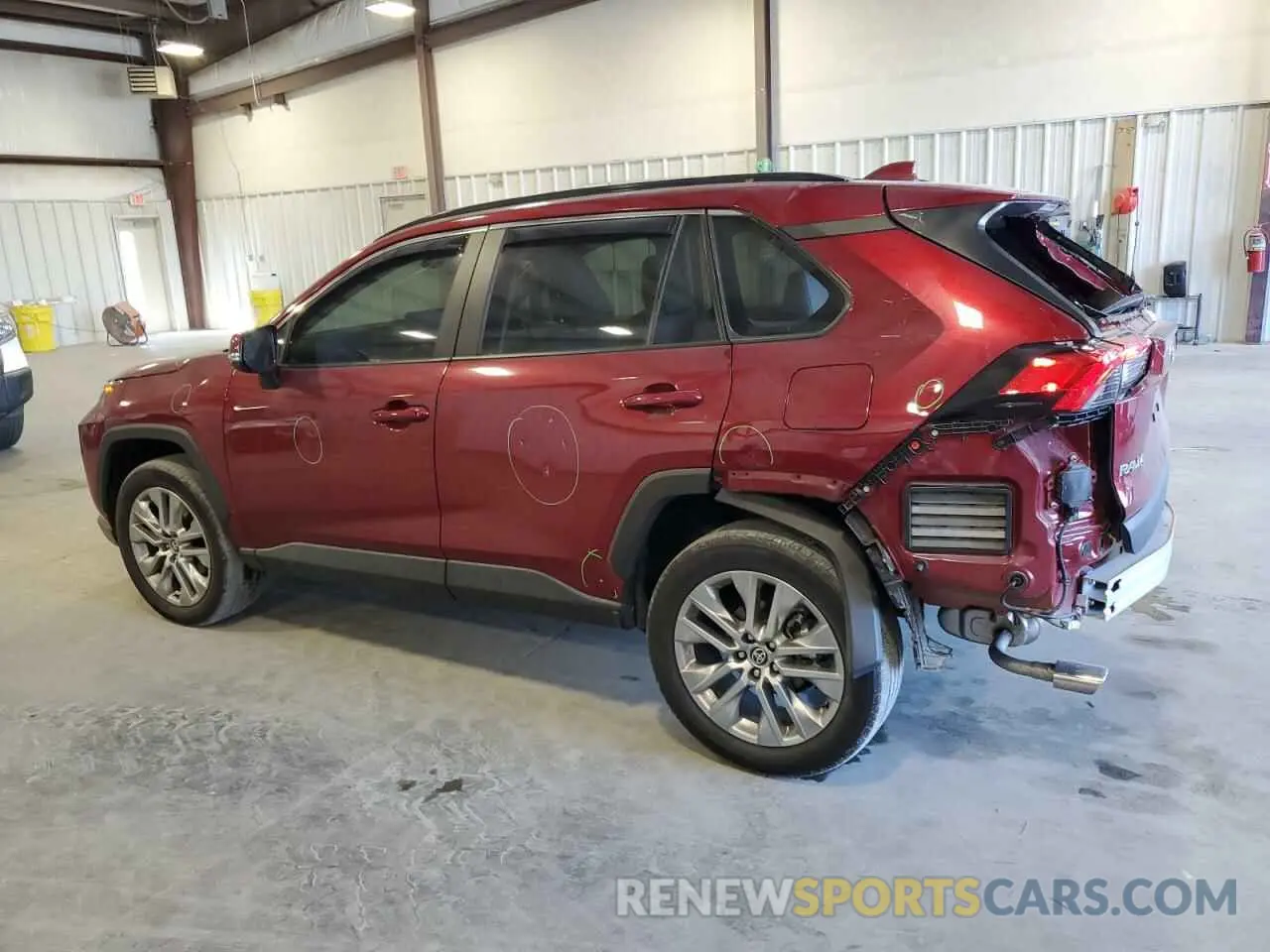 2 Photograph of a damaged car 2T3C1RFV3PW263980 TOYOTA RAV4 2023