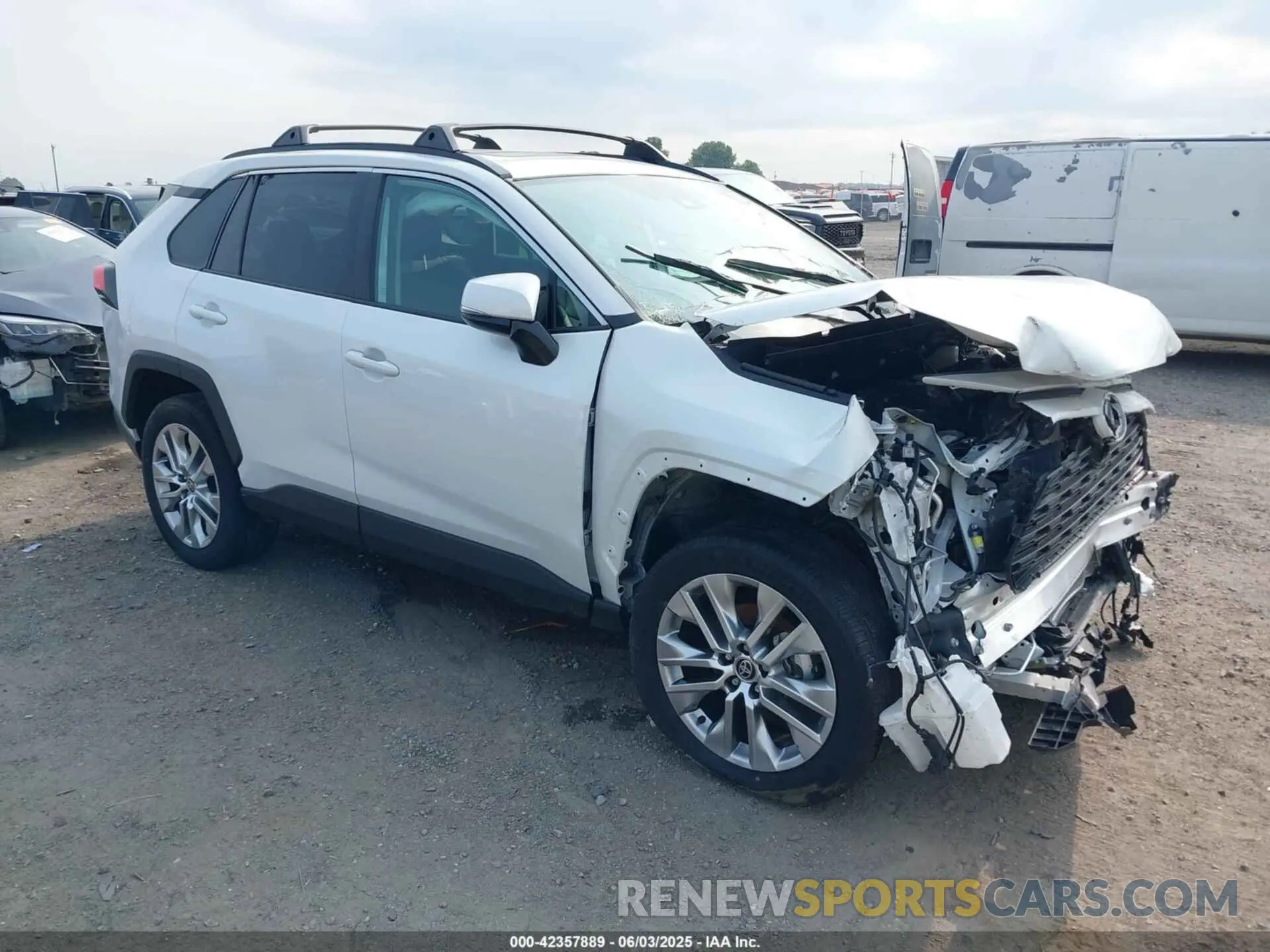 1 Фотография поврежденного автомобиля 2T3C1RFV3PW286465 TOYOTA RAV4 2023