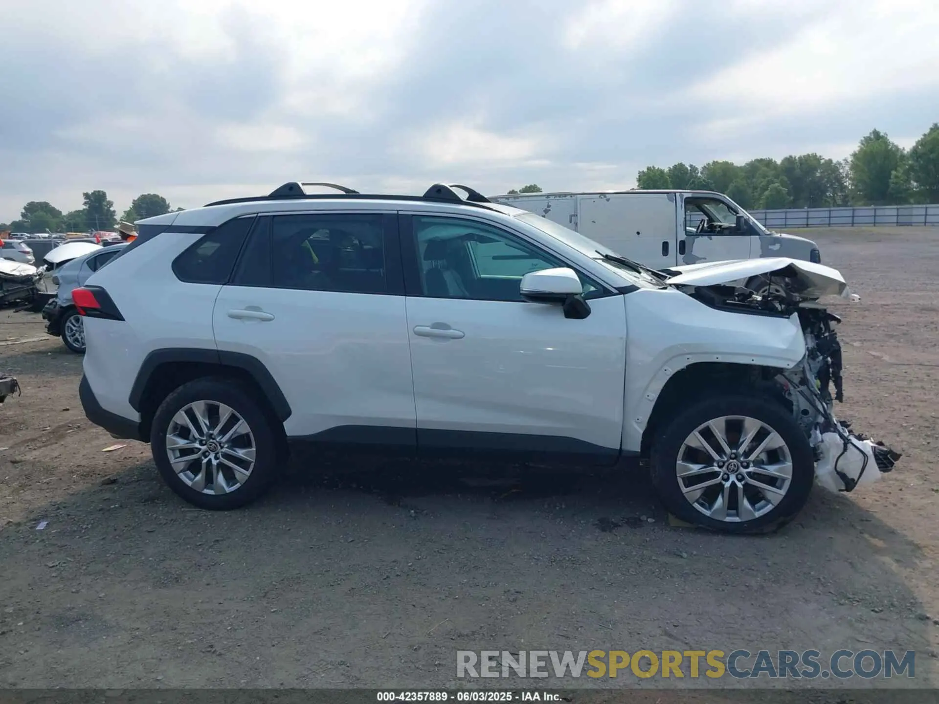 14 Фотография поврежденного автомобиля 2T3C1RFV3PW286465 TOYOTA RAV4 2023