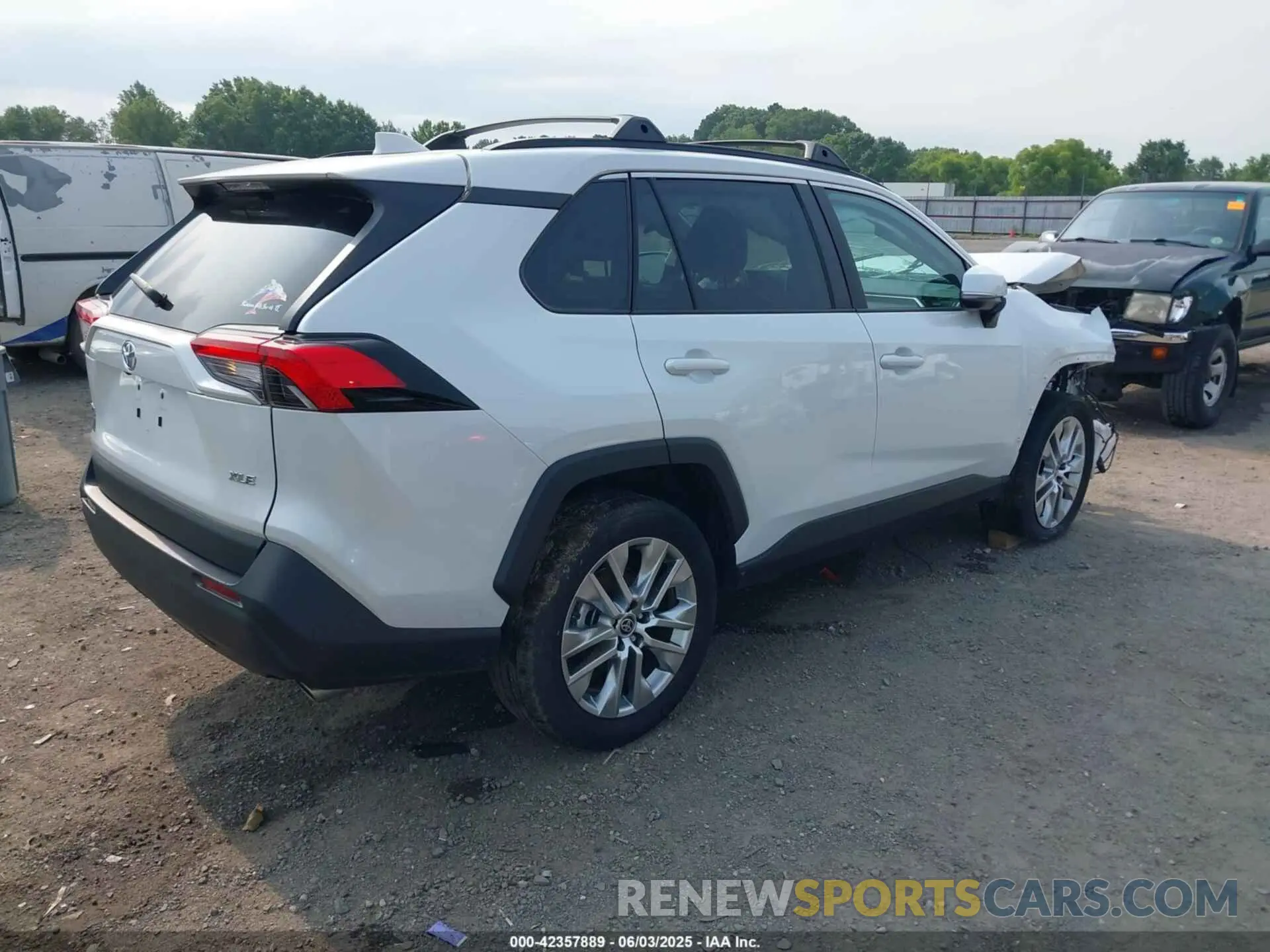 4 Фотография поврежденного автомобиля 2T3C1RFV3PW286465 TOYOTA RAV4 2023