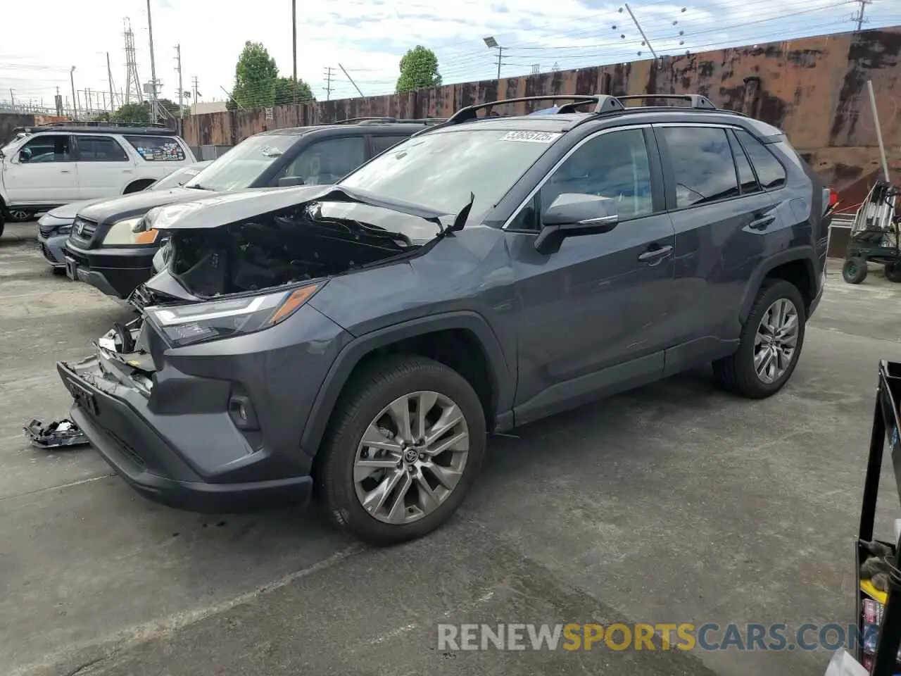 1 Фотография поврежденного автомобиля 2T3C1RFV3PW298986 TOYOTA RAV4 2023