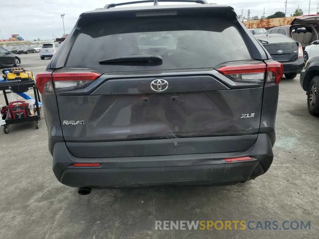 6 Фотография поврежденного автомобиля 2T3C1RFV3PW298986 TOYOTA RAV4 2023