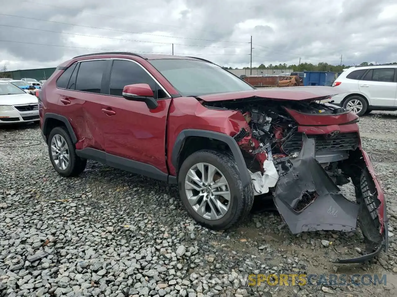 4 Photograph of a damaged car 2T3C1RFV5PW280442 TOYOTA RAV4 2023