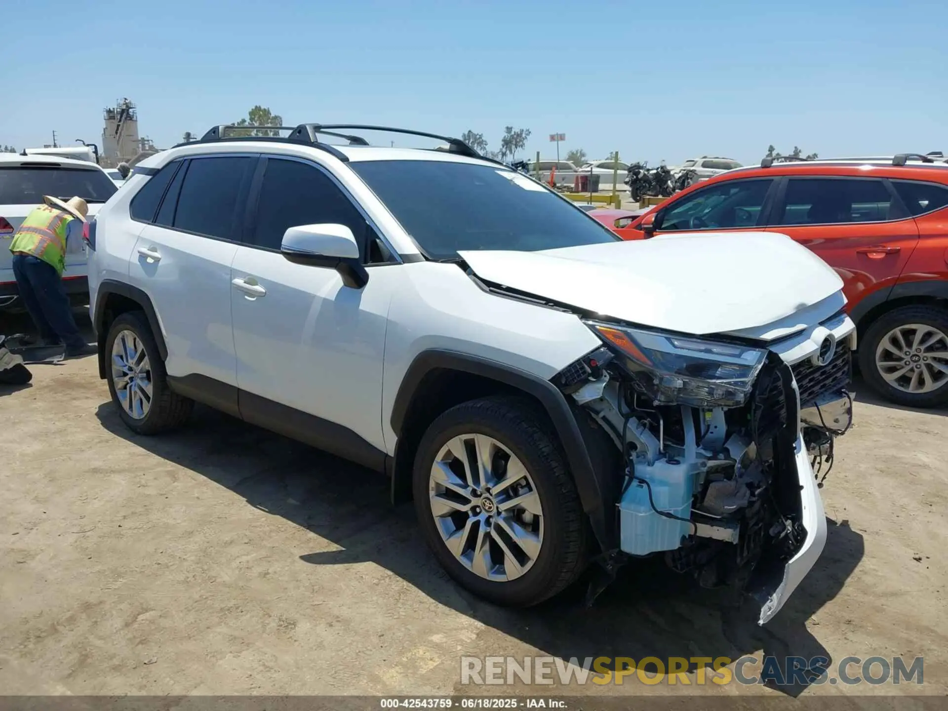 1 Фотография поврежденного автомобиля 2T3C1RFV5PW284796 TOYOTA RAV4 2023