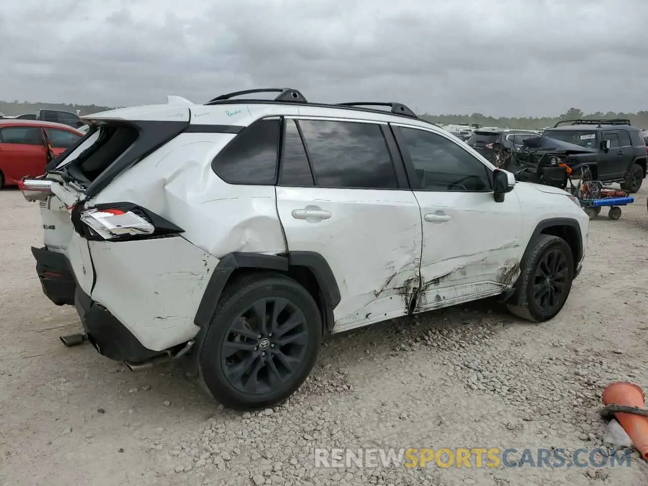 3 Фотография поврежденного автомобиля 2T3C1RFV7PW248396 TOYOTA RAV4 2023