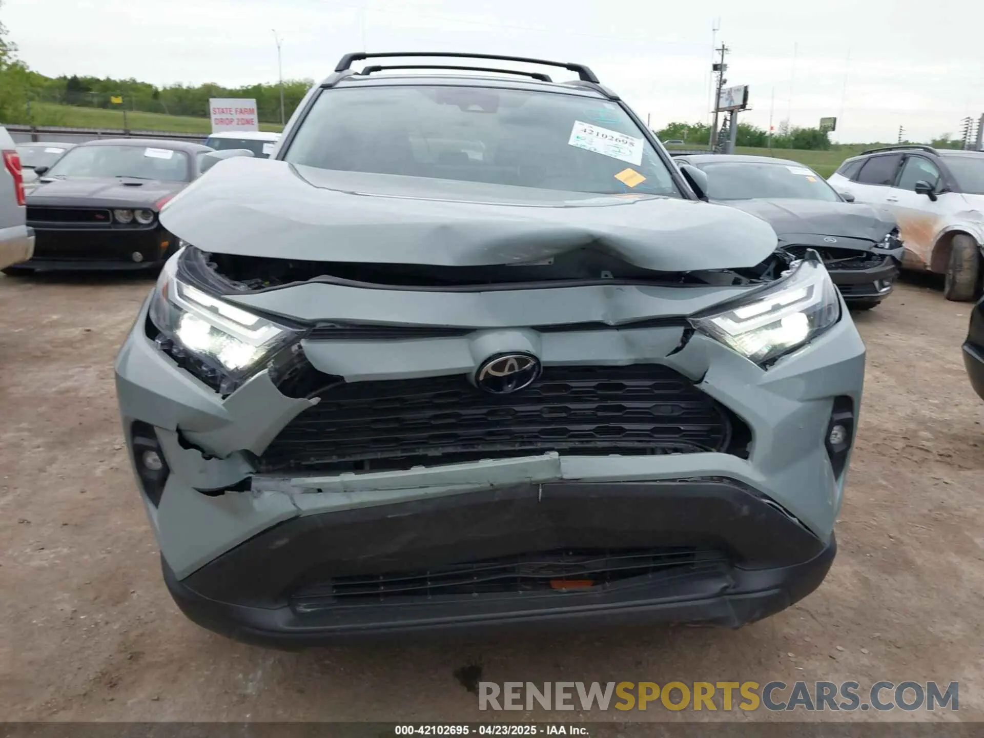 12 Фотография поврежденного автомобиля 2T3C1RFV7PW258622 TOYOTA RAV4 2023
