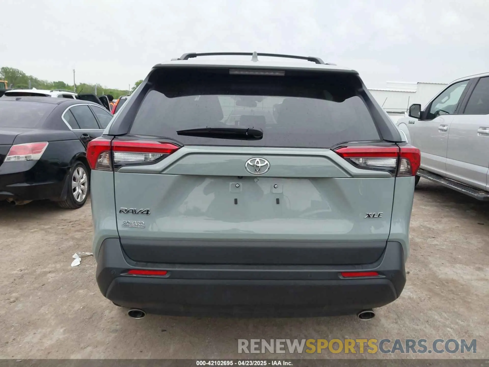 16 Фотография поврежденного автомобиля 2T3C1RFV7PW258622 TOYOTA RAV4 2023