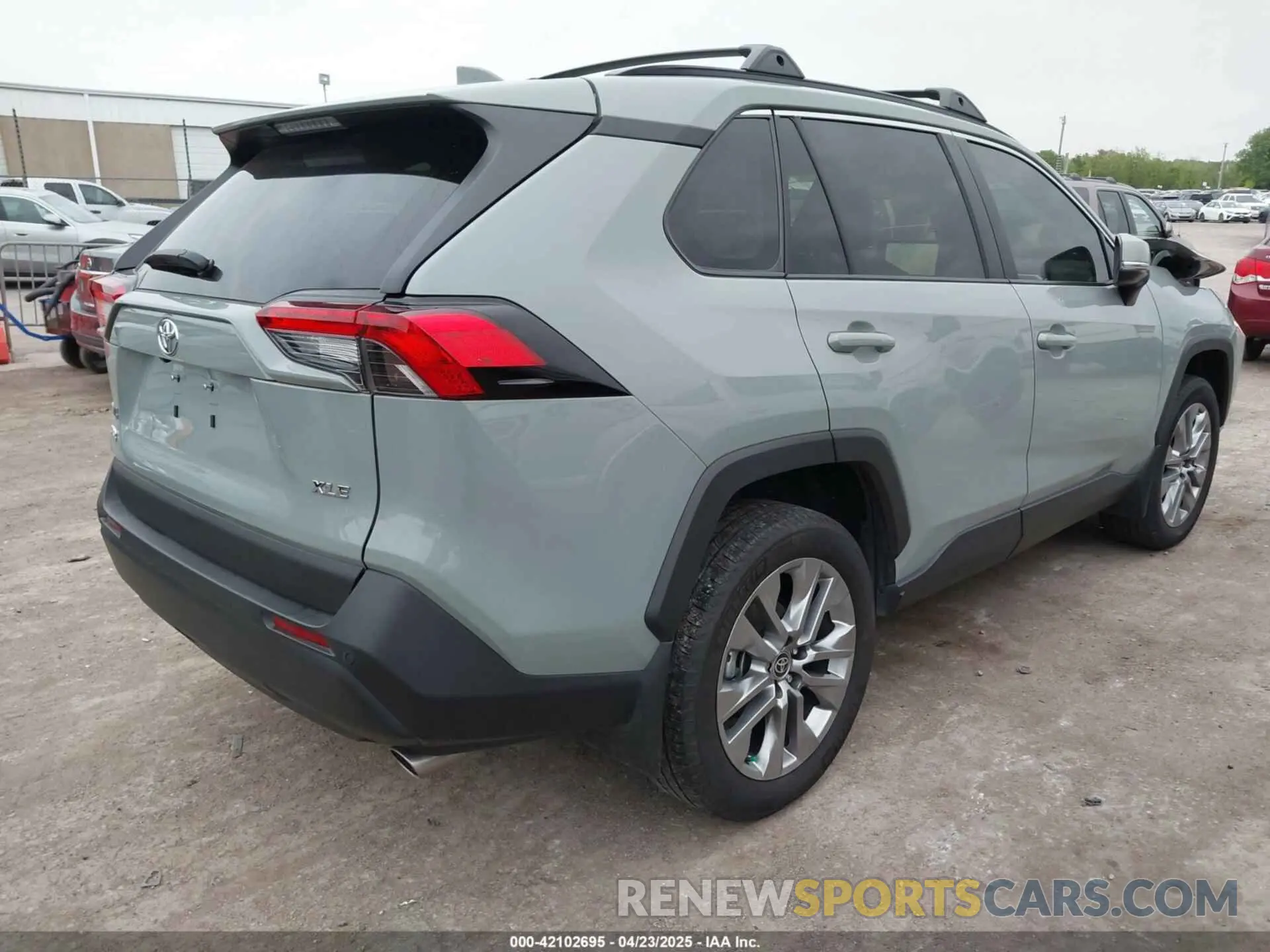 4 Фотография поврежденного автомобиля 2T3C1RFV7PW258622 TOYOTA RAV4 2023