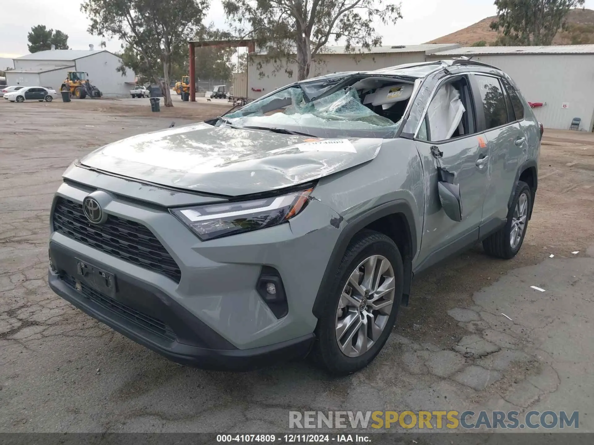 2 Photograph of a damaged car 2T3C1RFV7PW270866 TOYOTA RAV4 2023