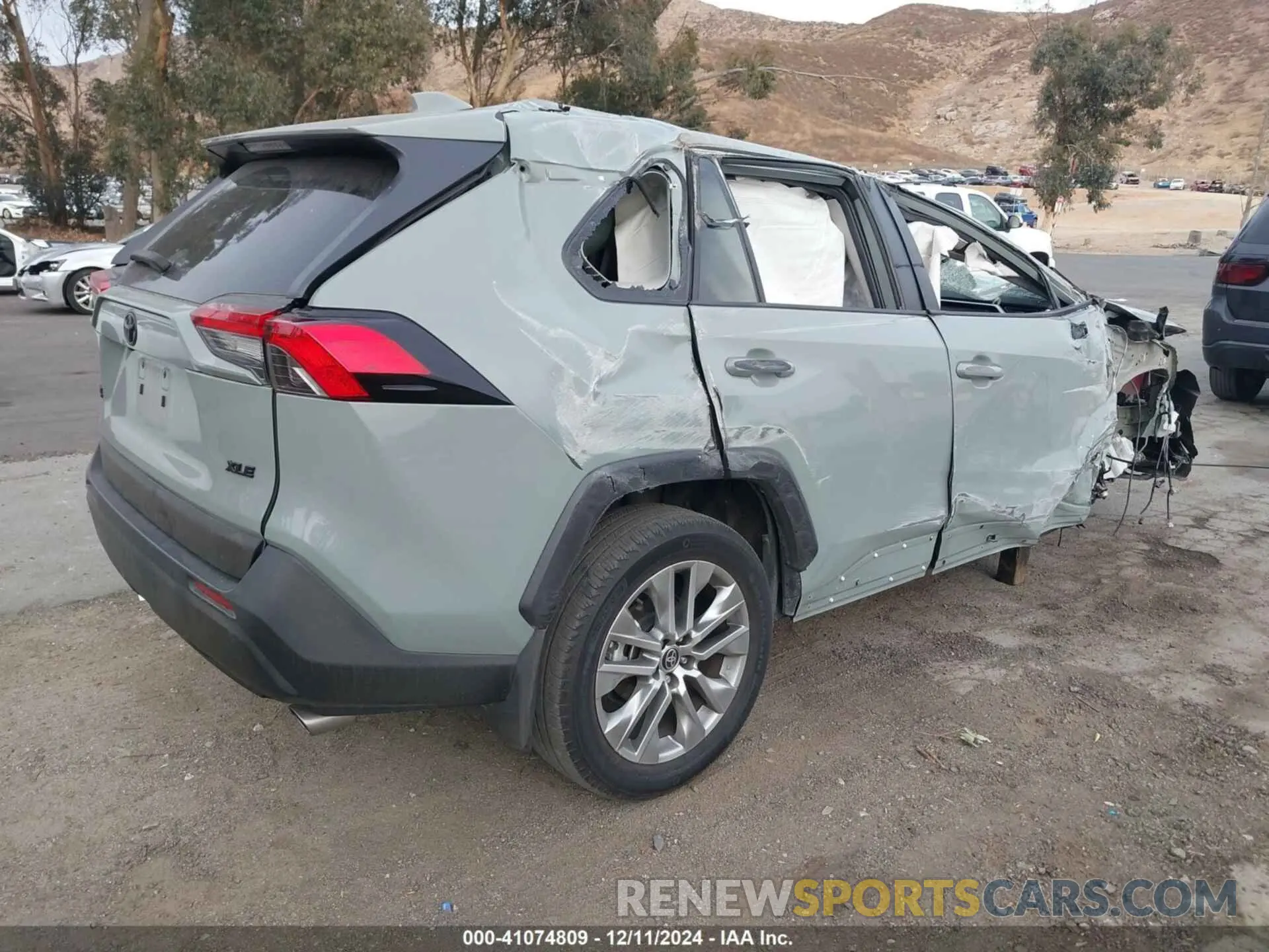 4 Photograph of a damaged car 2T3C1RFV7PW270866 TOYOTA RAV4 2023