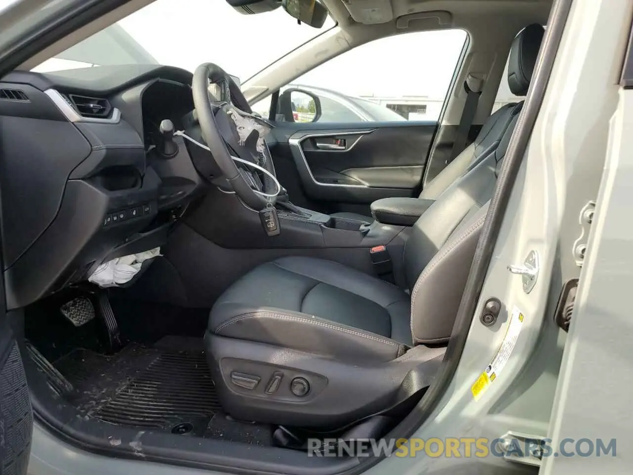 7 Фотография поврежденного автомобиля 2T3C1RFV7PW296822 TOYOTA RAV4 2023
