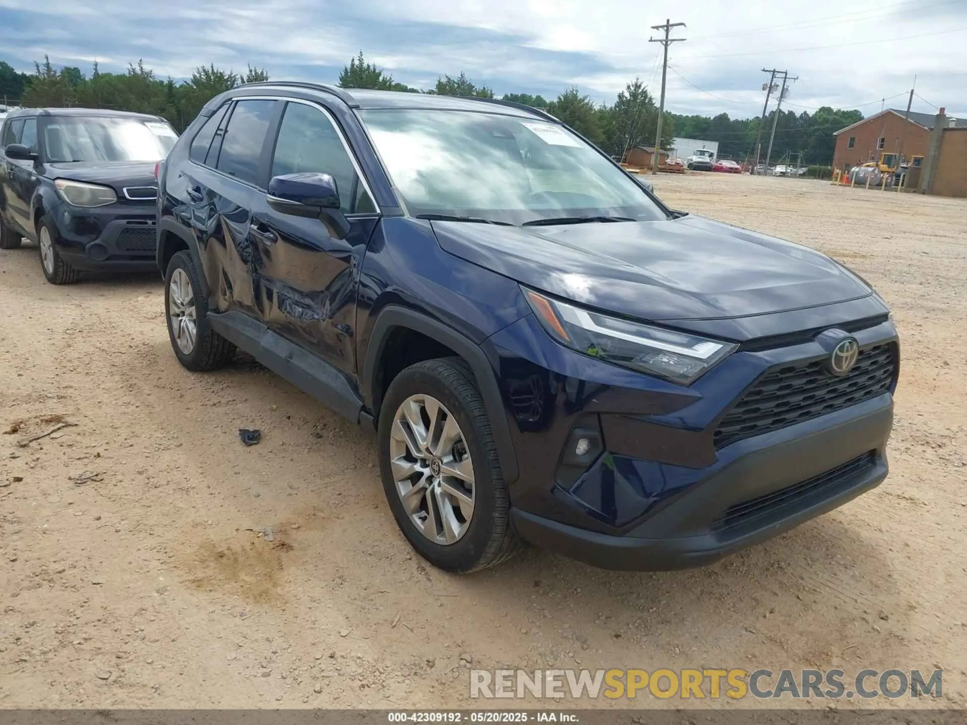 1 Photograph of a damaged car 2T3C1RFV9PW288866 TOYOTA RAV4 2023