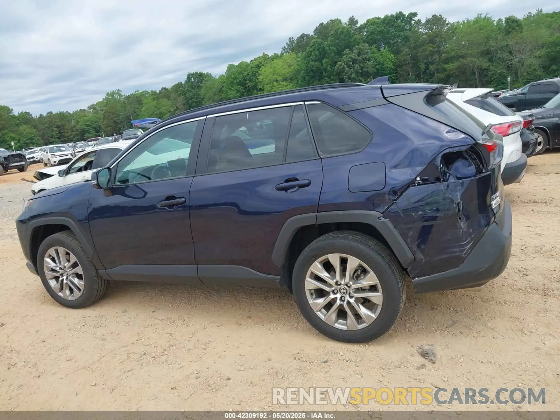 14 Photograph of a damaged car 2T3C1RFV9PW288866 TOYOTA RAV4 2023