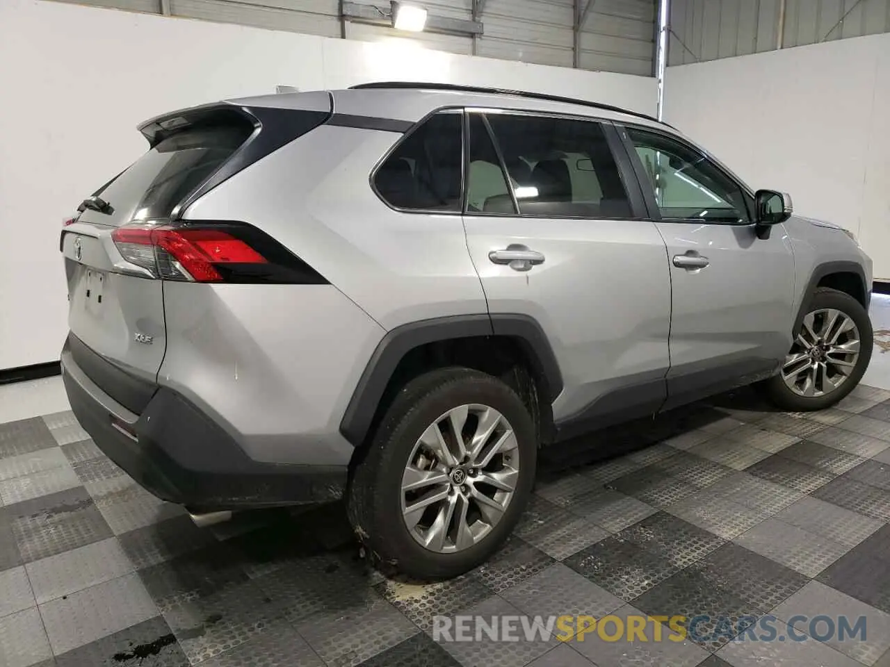 3 Photograph of a damaged car 2T3C1RFVXPC244022 TOYOTA RAV4 2023